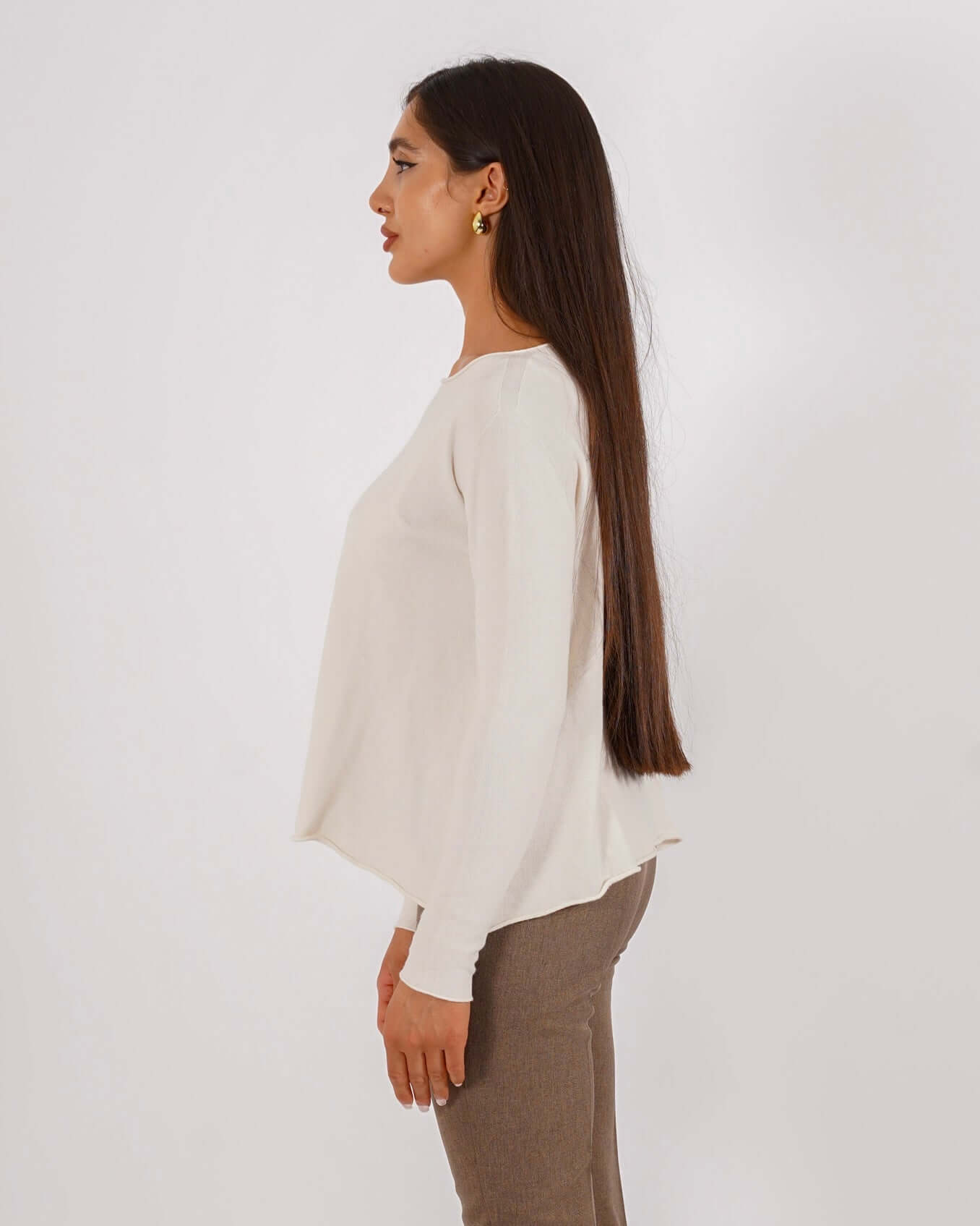 Maglia girocollo minimal con spacchi laterali - Austria
