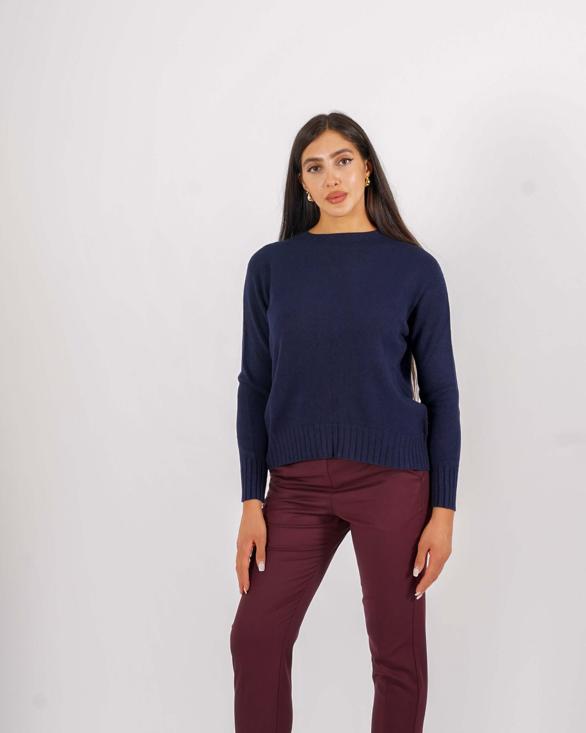 Maglia girocollo minimal con dettaglio sul retro – Biscia