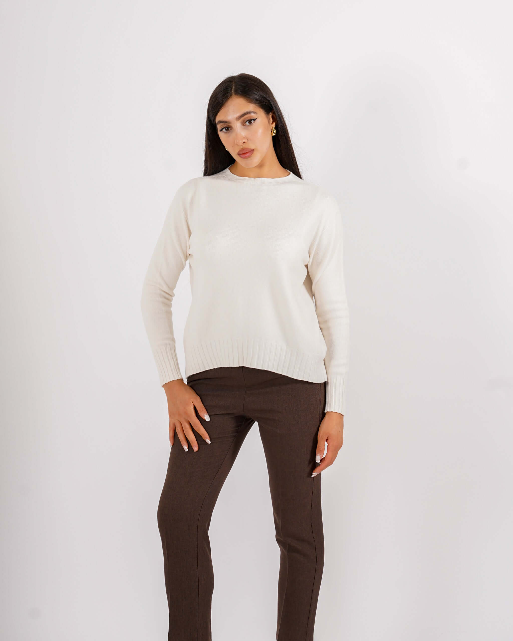 Maglia girocollo minimal con dettaglio sul retro – Biscia