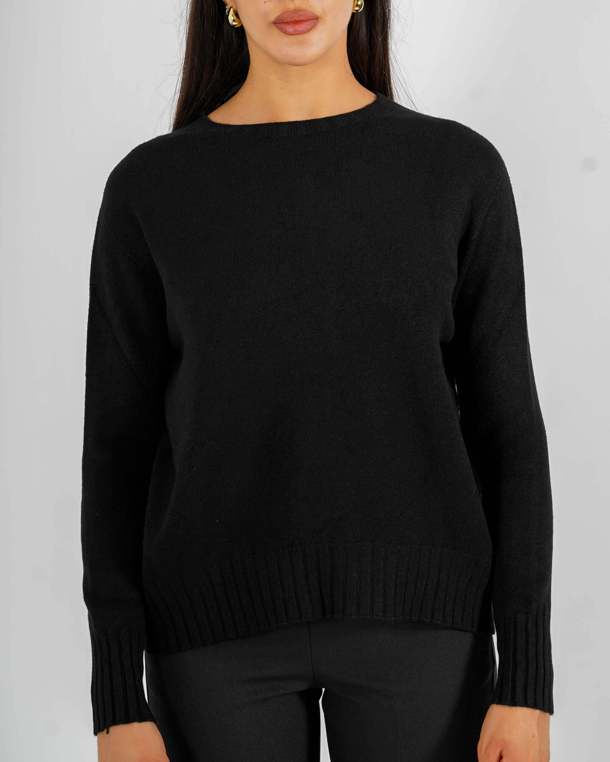 Maglia girocollo minimal con dettaglio sul retro – Biscia
