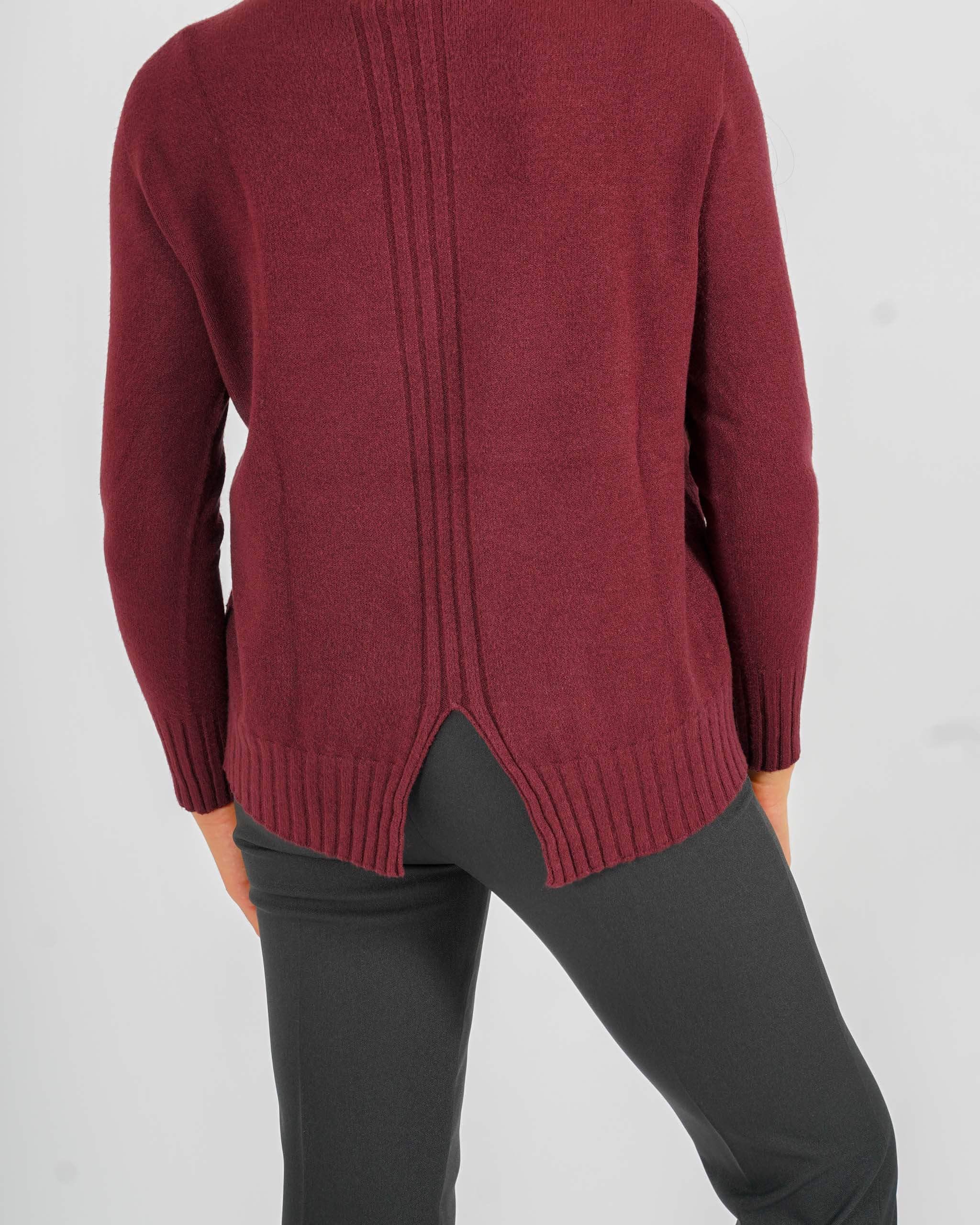 Maglia girocollo minimal con dettaglio sul retro – Biscia