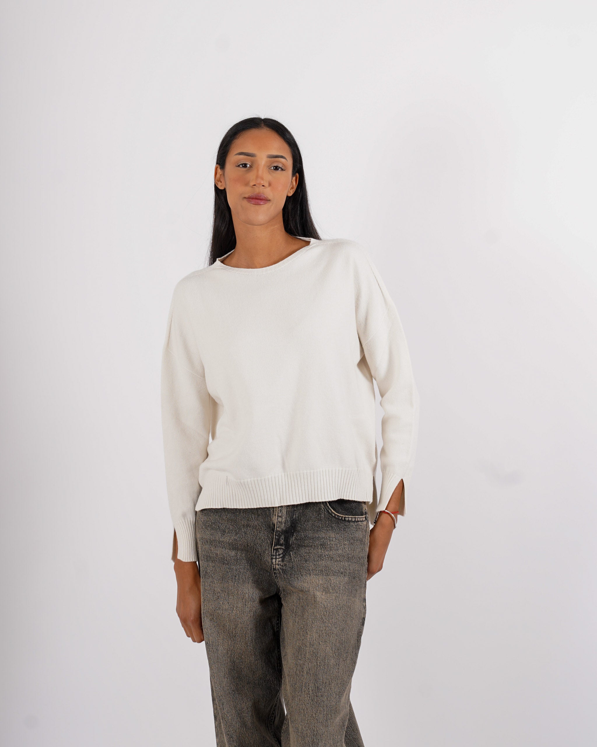 Maglia girocollo con spacchetti sul fondo - Mariagrazia