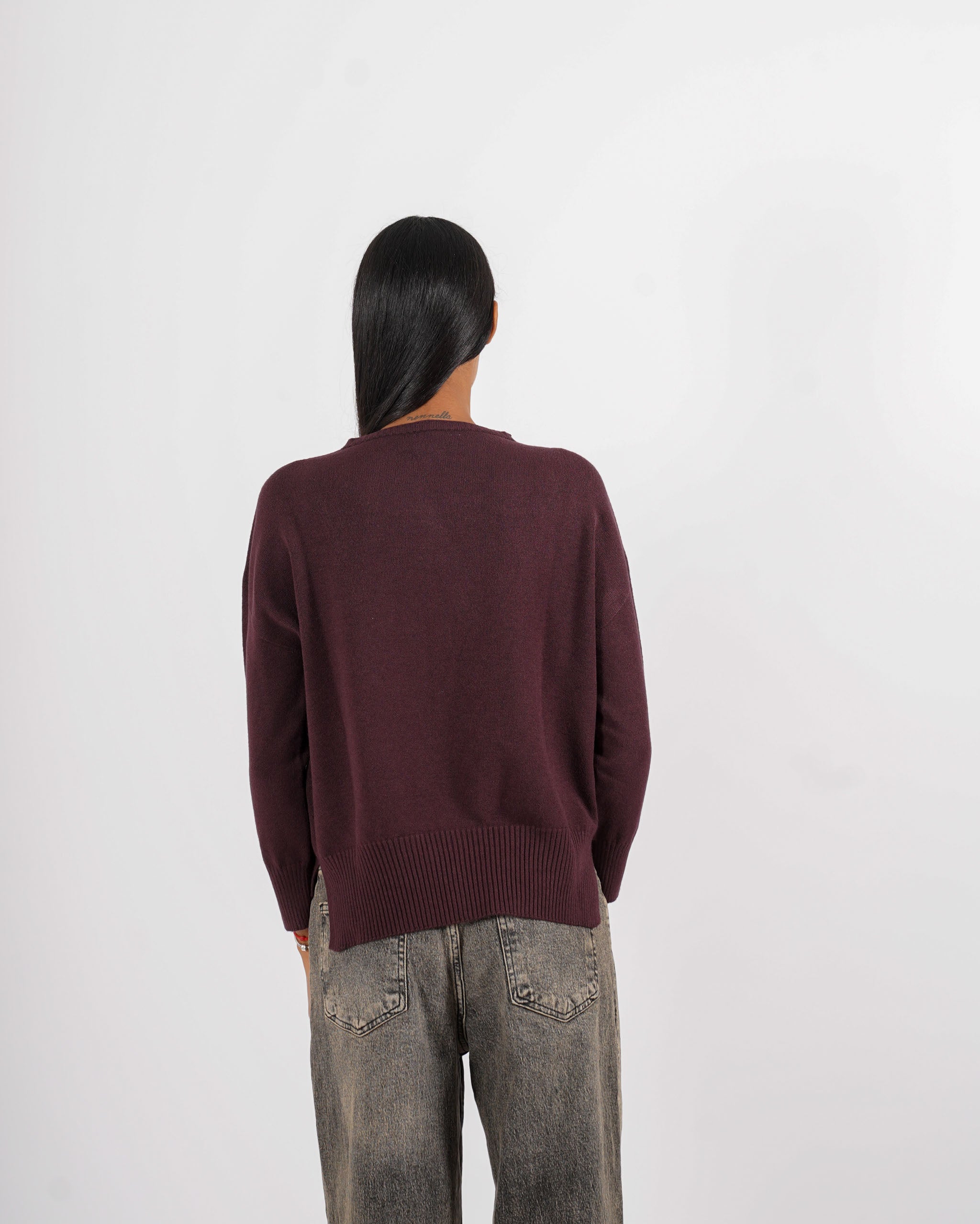 Maglia girocollo con spacchetti sul fondo - Mariagrazia