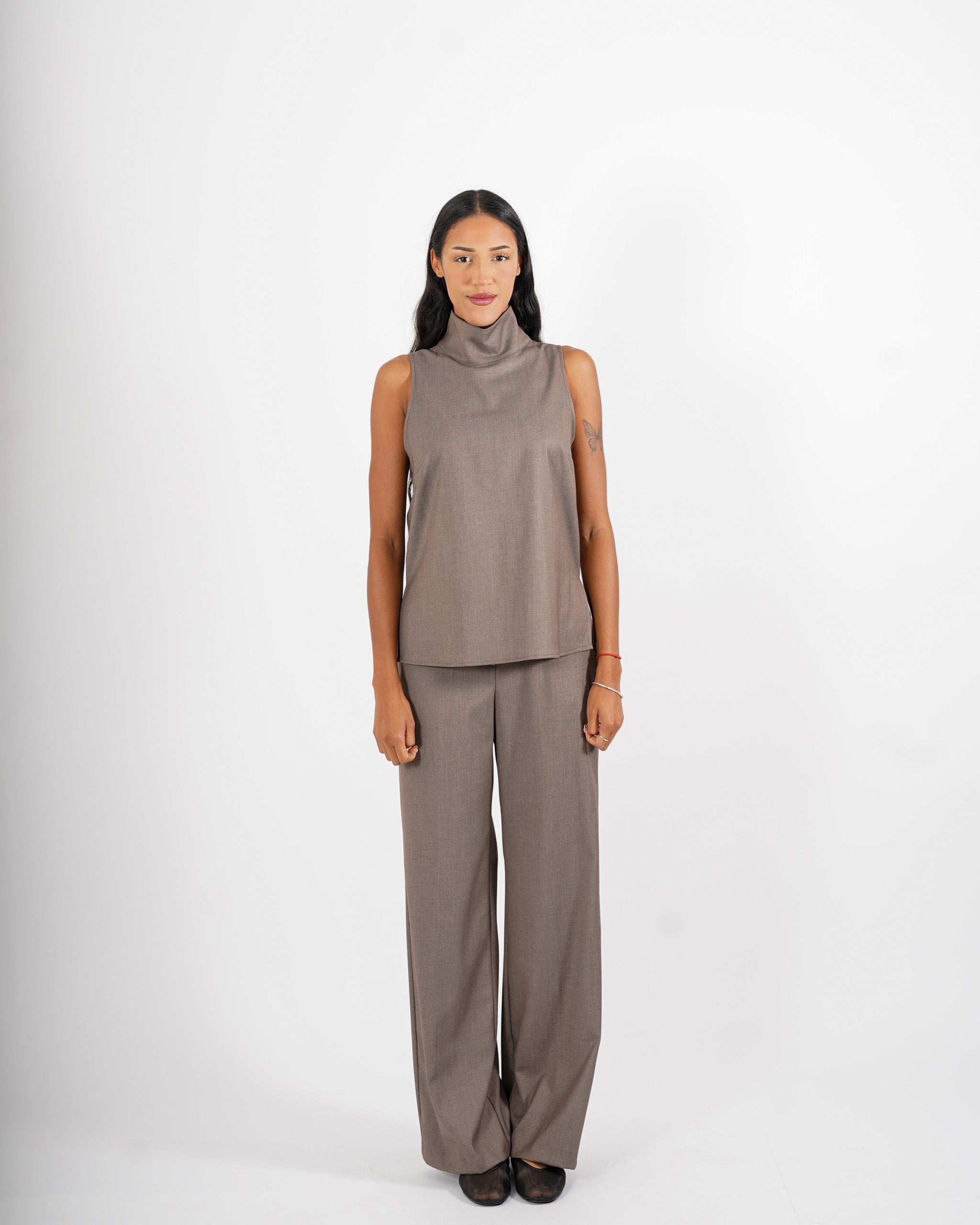 Blusa smanicata in tessuto fresco lana - Magnolia