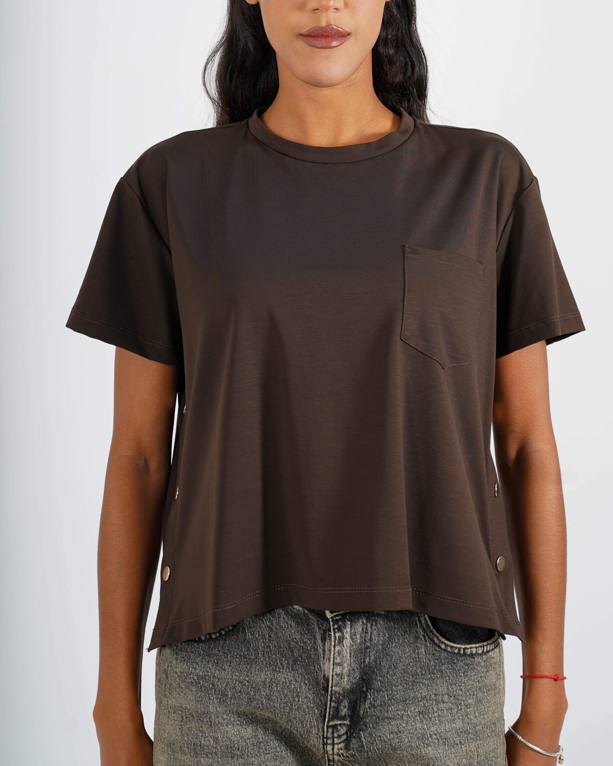 Shirt girocollo mezza manica con bottoni oro - Calibrata