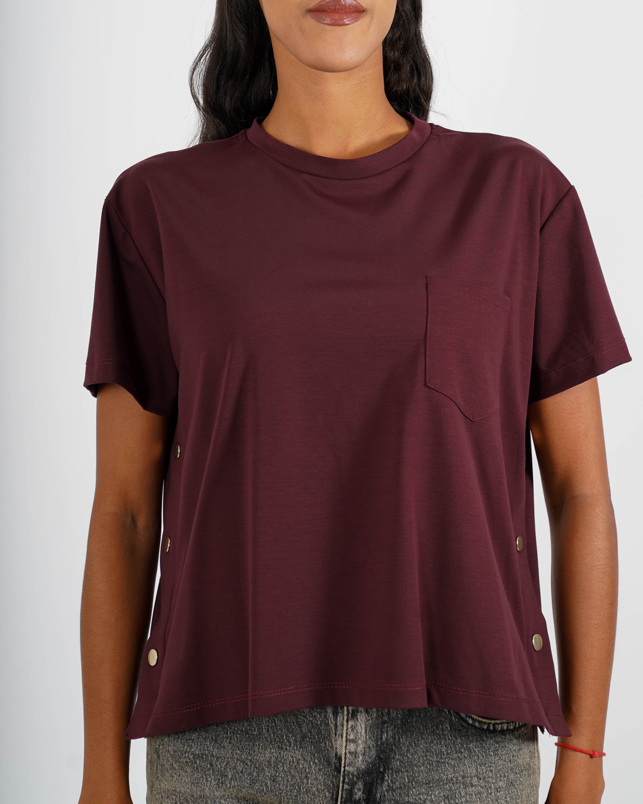 Shirt girocollo mezza manica con bottoni oro - Calibrata