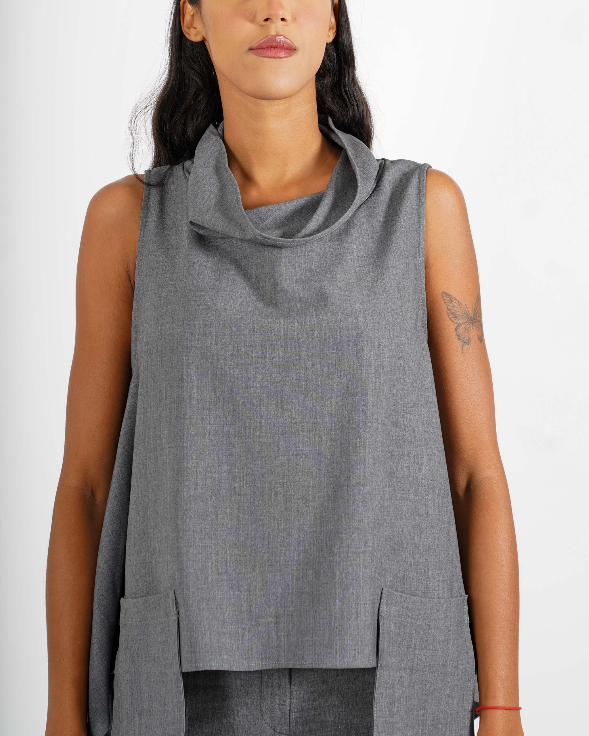 Blusa smanicata asimmetrica - Mirata