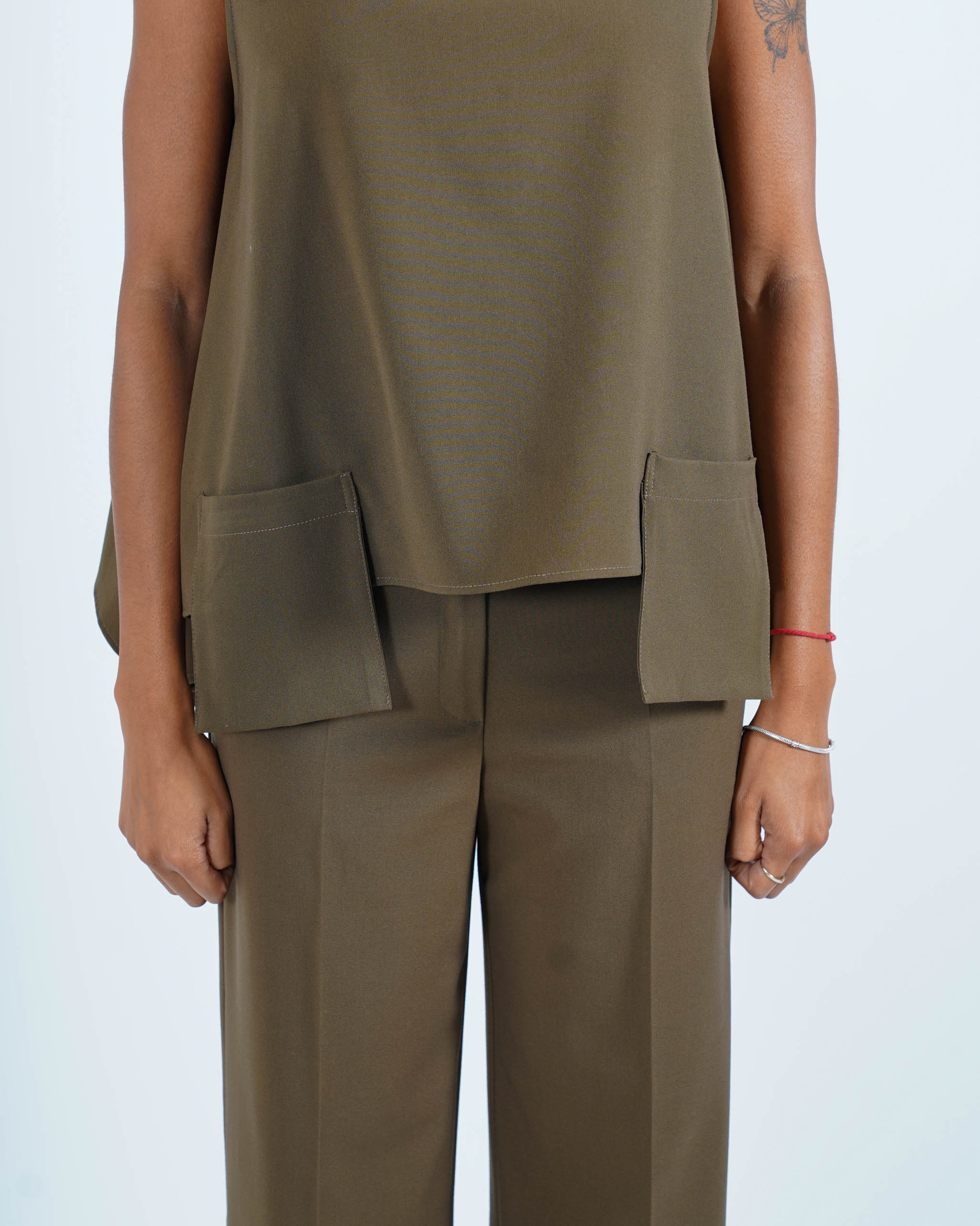 Blusa smanicata asimmetrica - Mirata