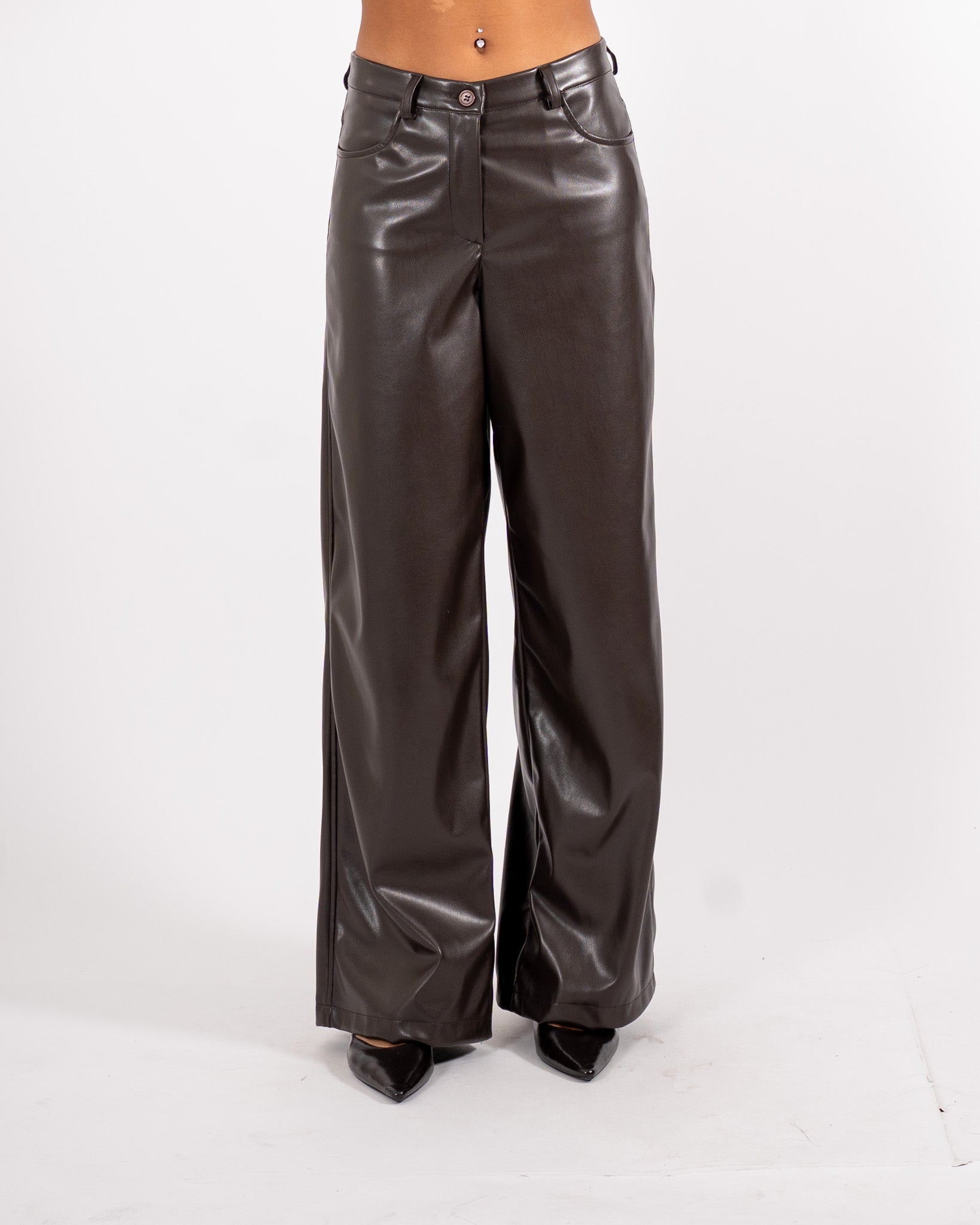 Pantaloni regular fit in ecopelle - Monotona