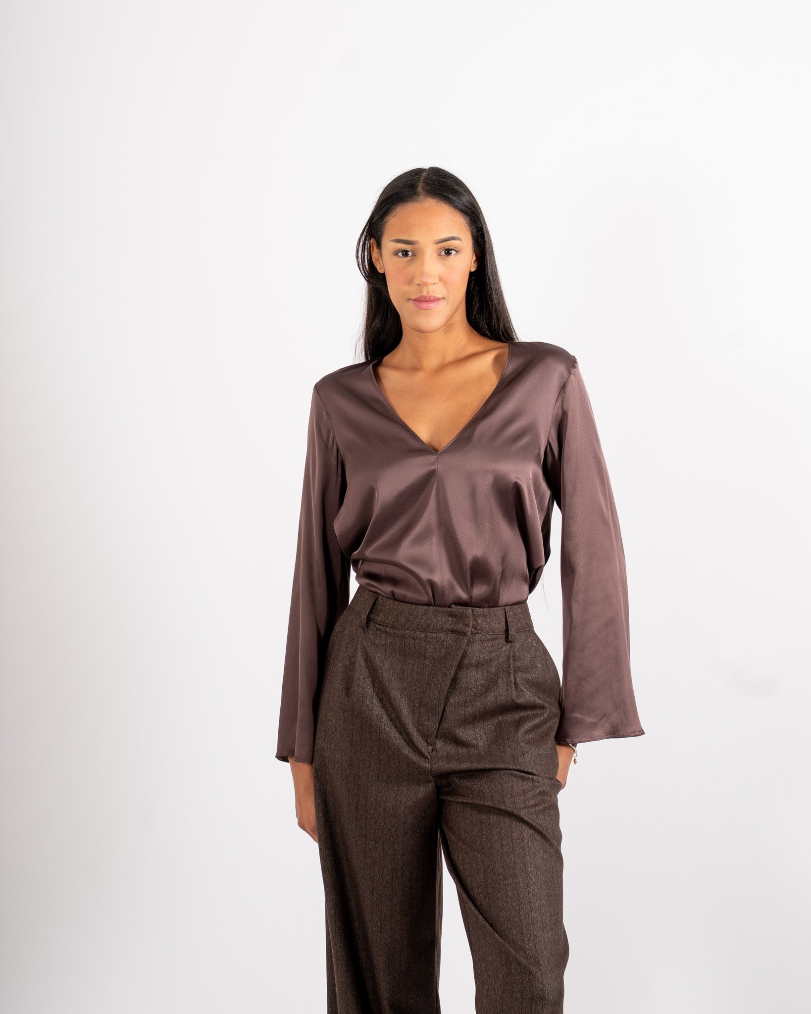 Blusa scollo a v manica lunga in raso - Carrà