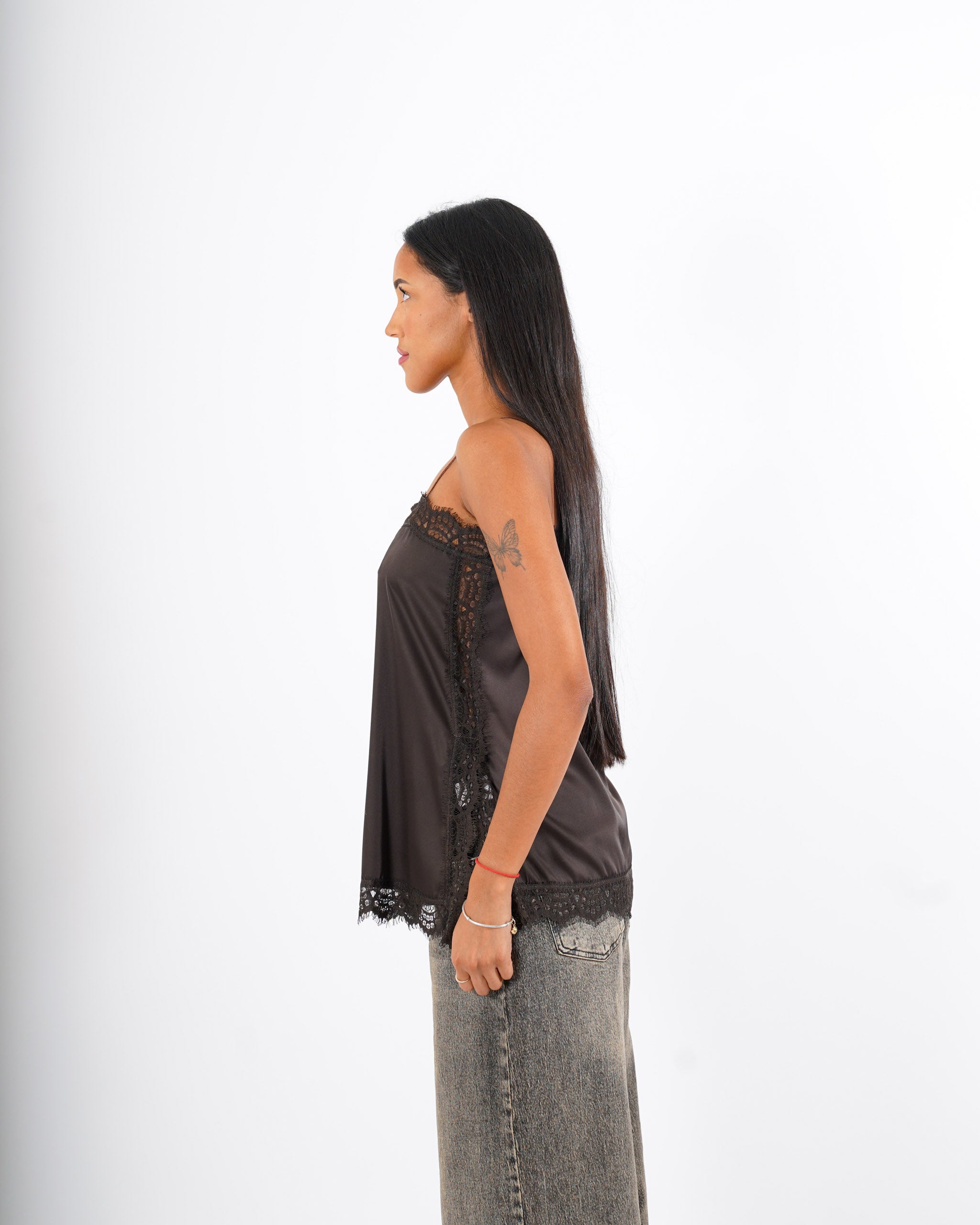 Top lungo con pizzo macramè in mano raso - Kolapa