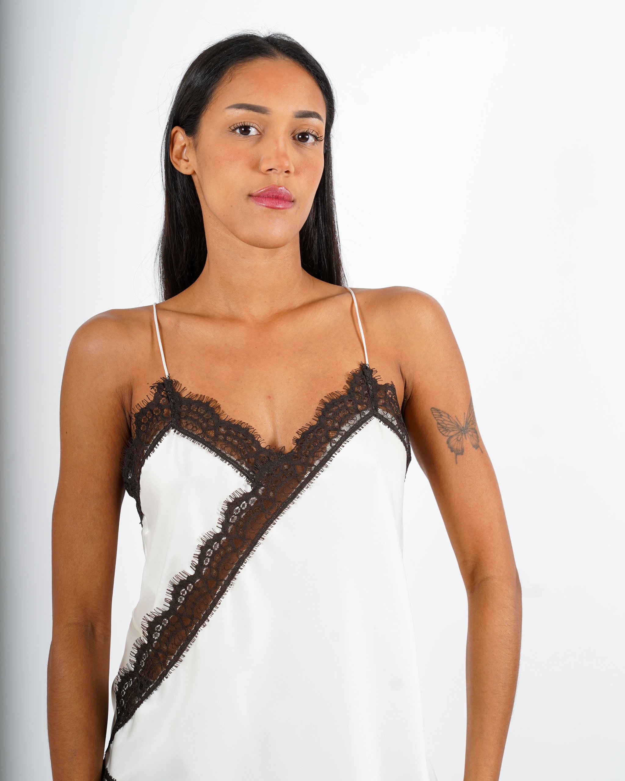 Top lungo con pizzo macramè in mano raso - Lisimba