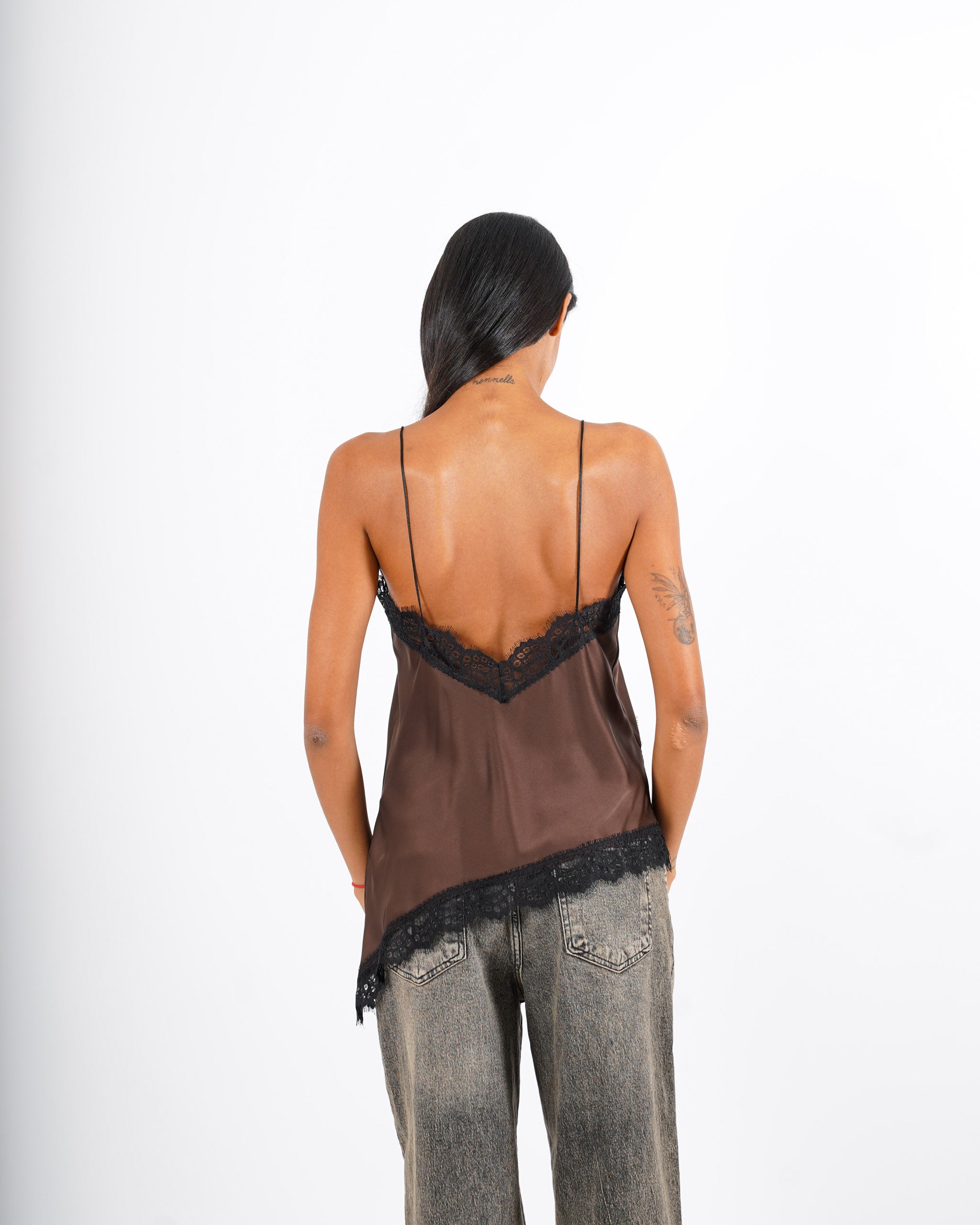 Top lungo con pizzo macramè in mano raso - Lisimba