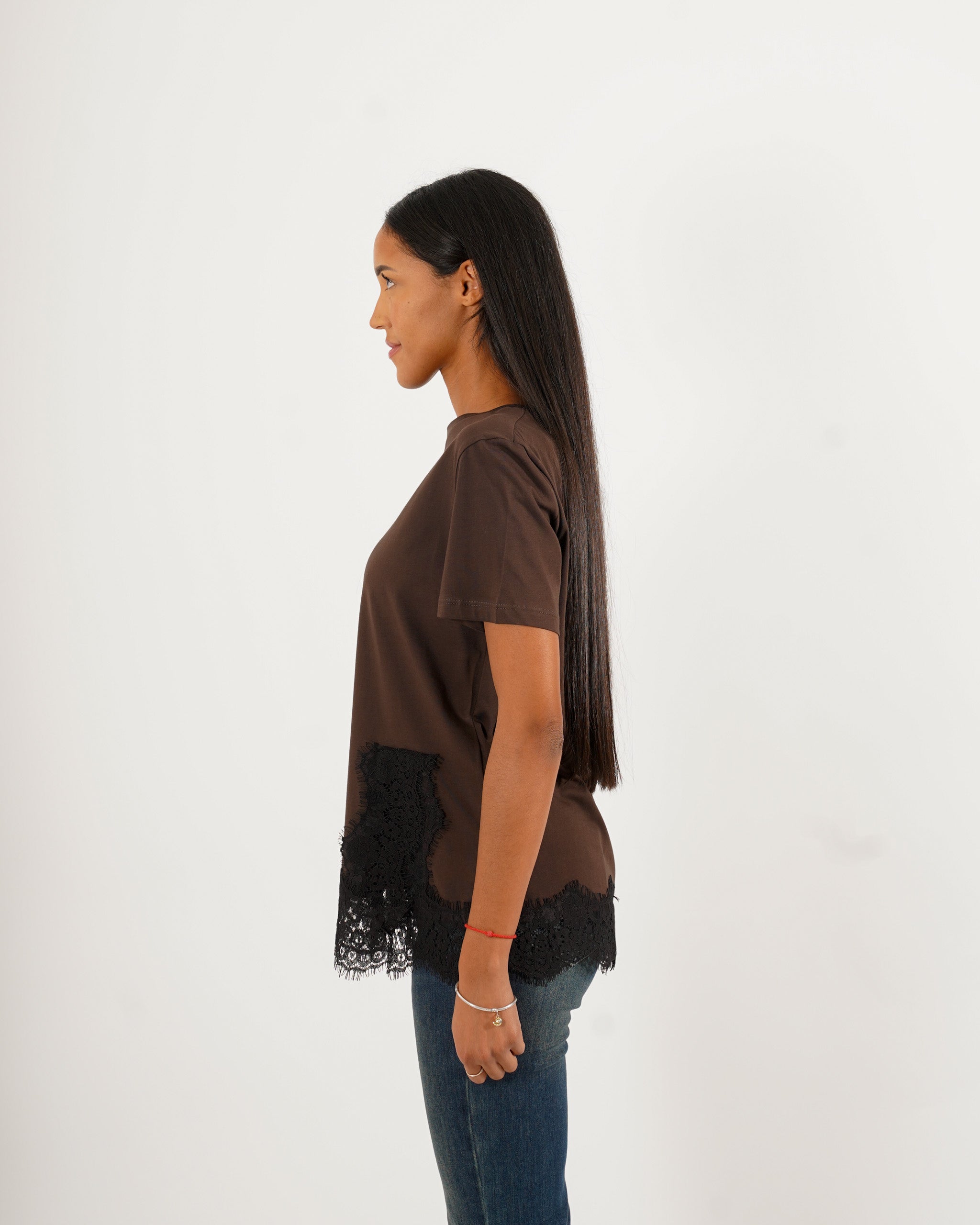 Shirt girocollo con profilo in pizzo macramè - Jabalia