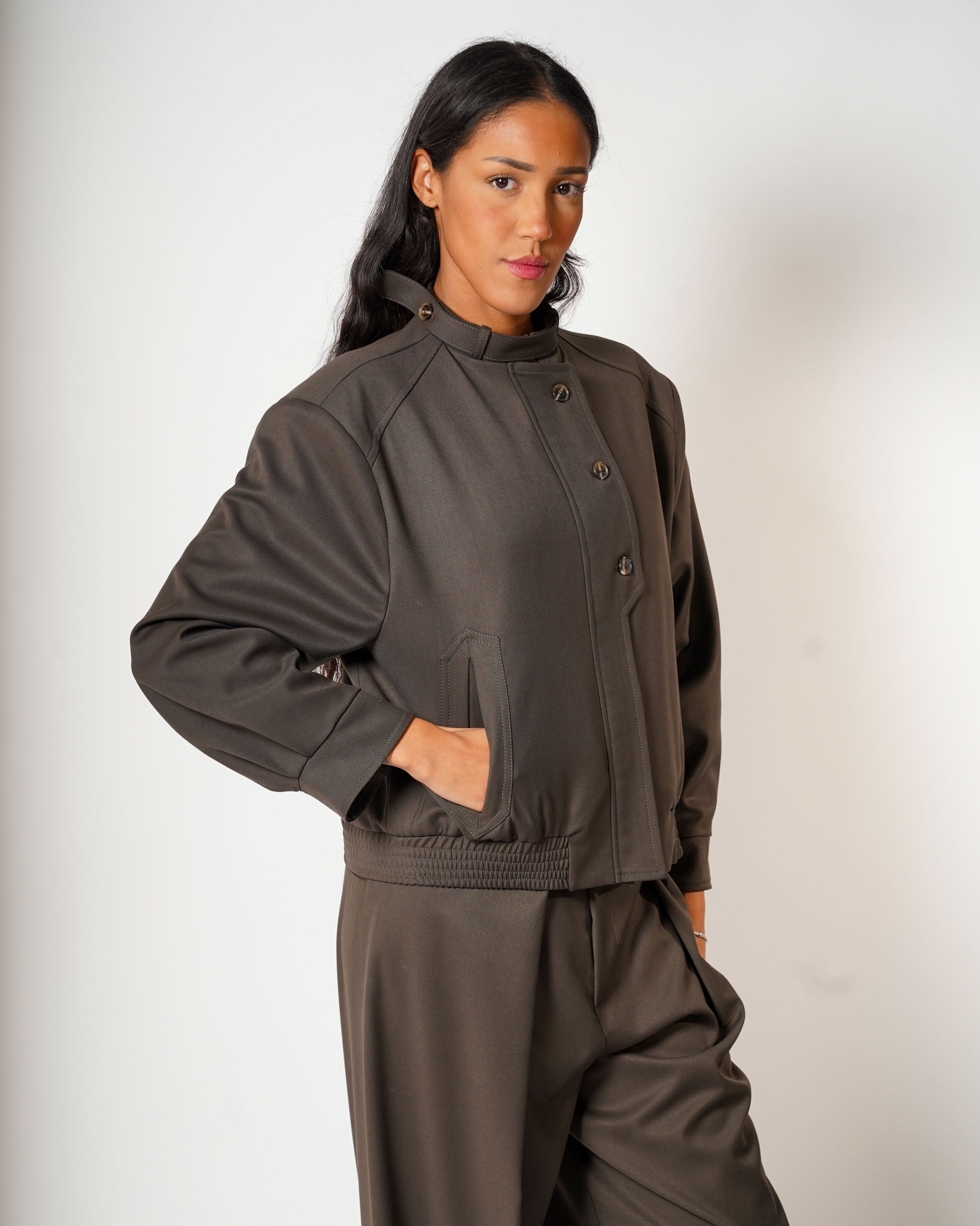 Bomber con bottoni e tasche - Deviata