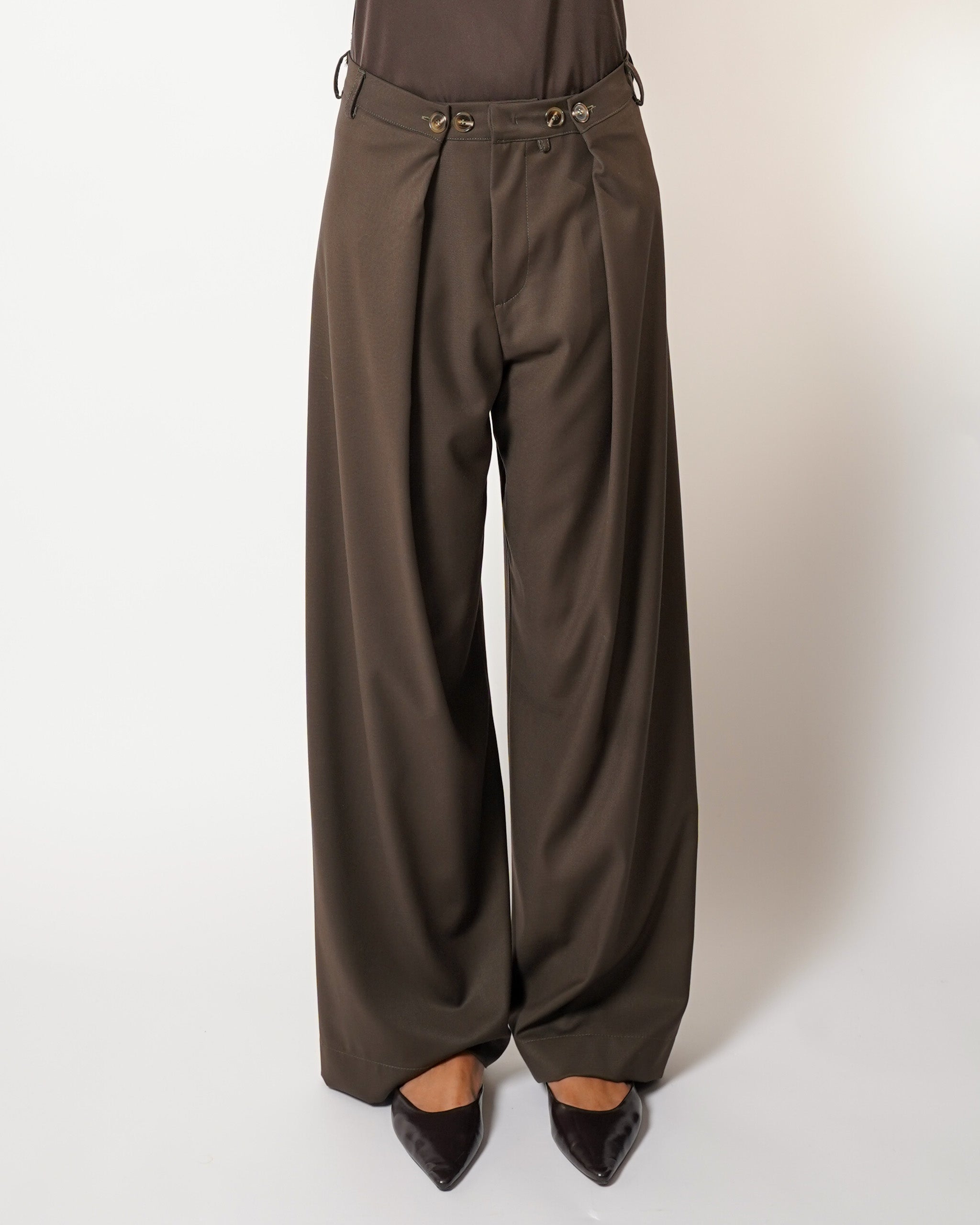 Pantaloni gamba larga con pence  - Fiduciosa