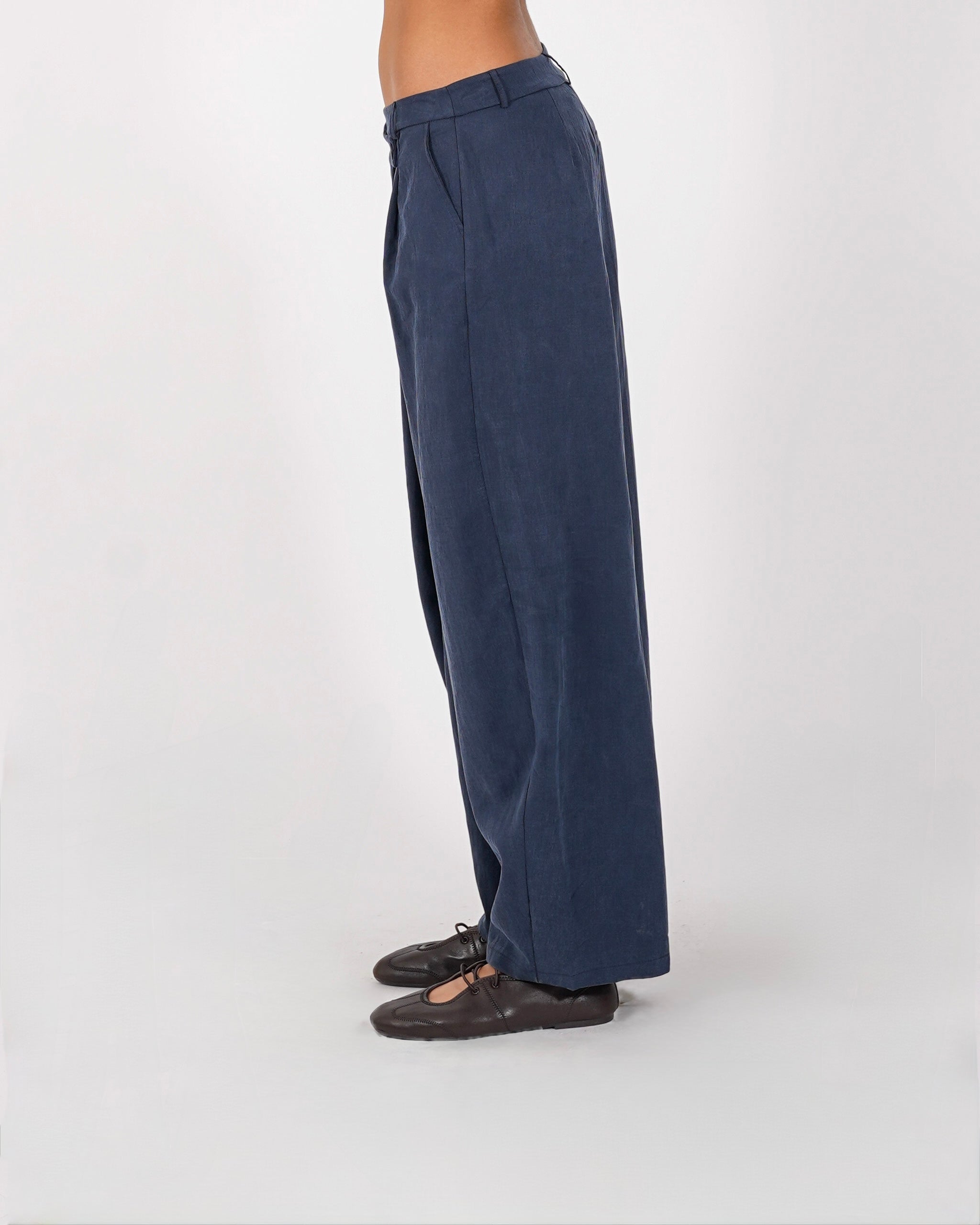 Pantaloni con baschina e gamba larga - Celine