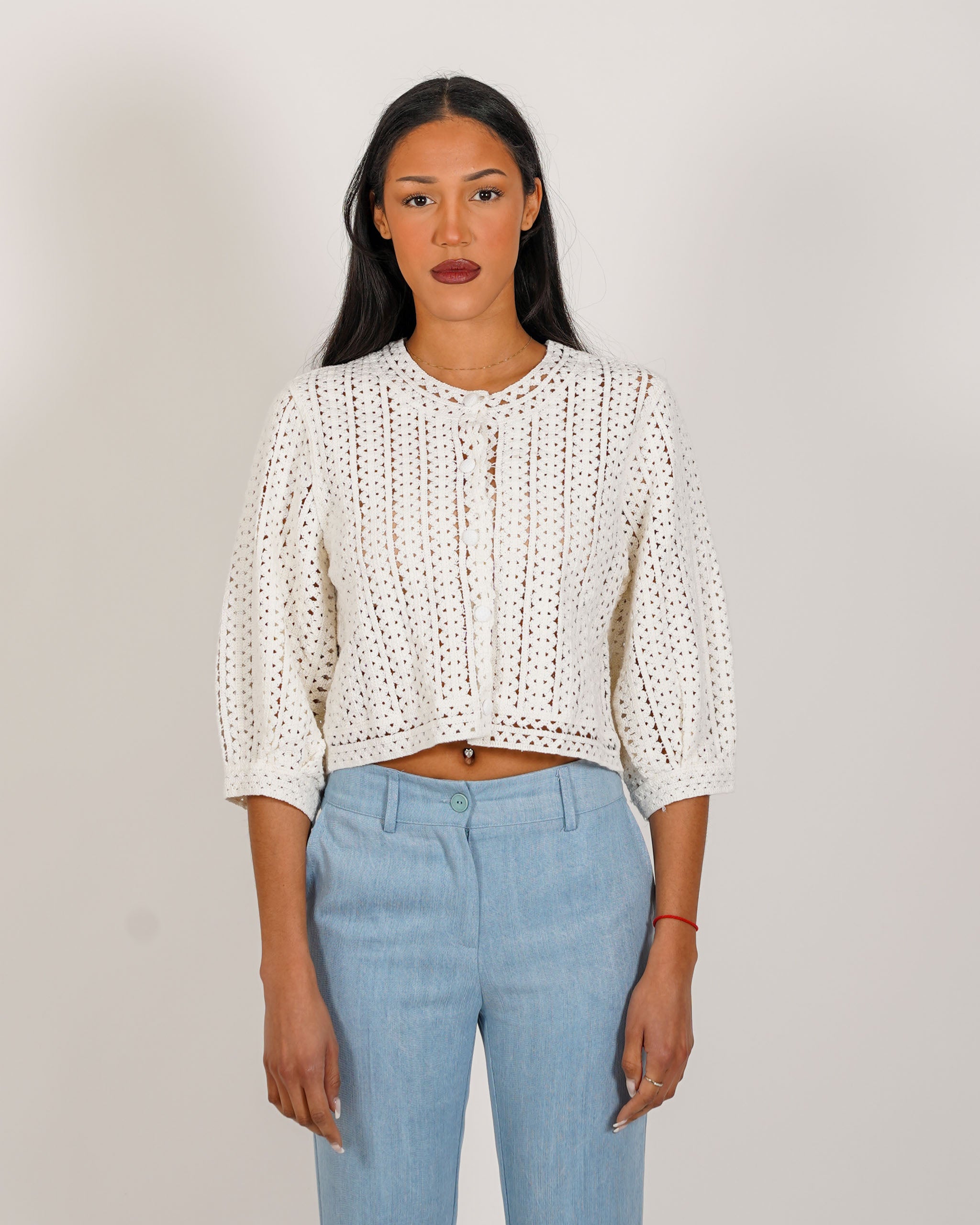 Cardigan cropped in filo di cotone macramè - Manesca