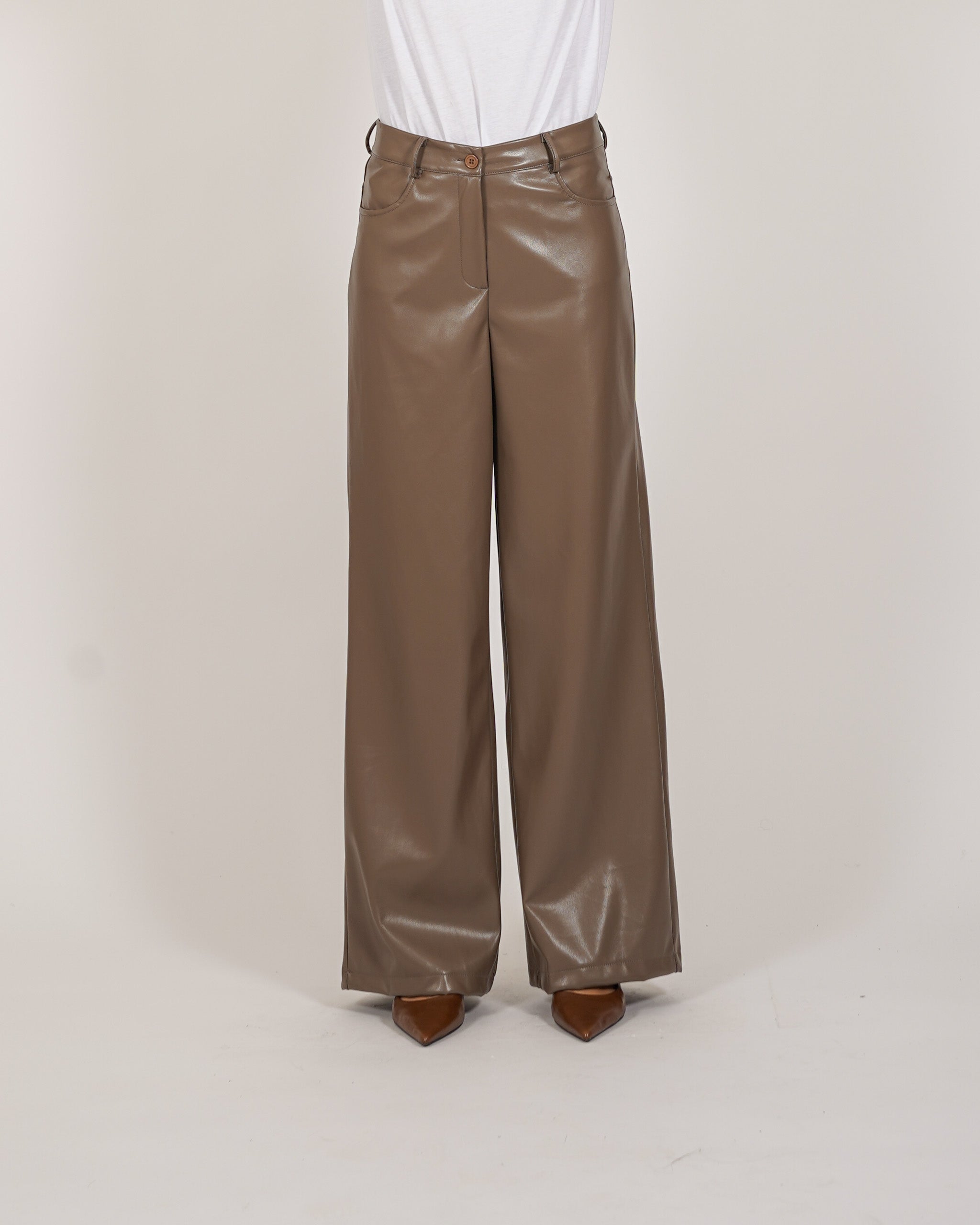 Pantaloni regular in ecopelle - Monotona