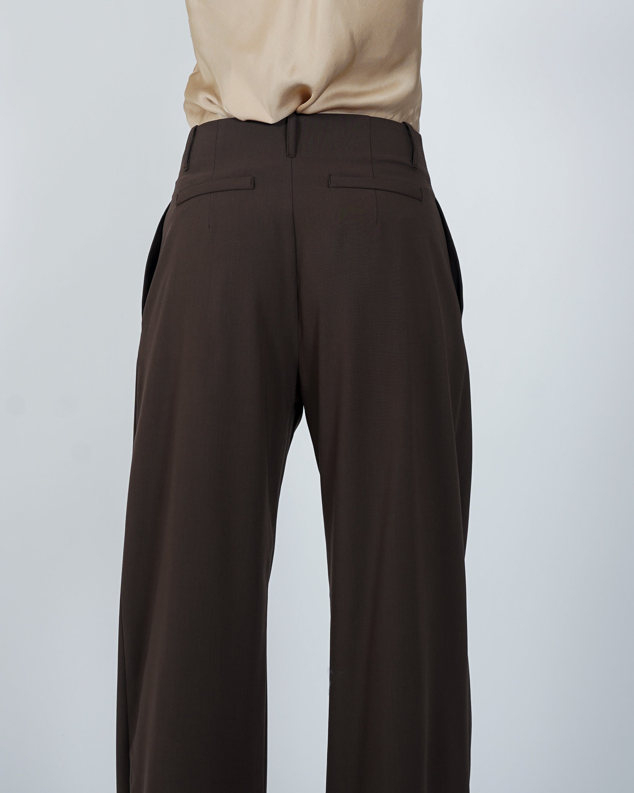 Pantaloni vita alta con pence vestibilità regular in gabardina stretch - Agostina