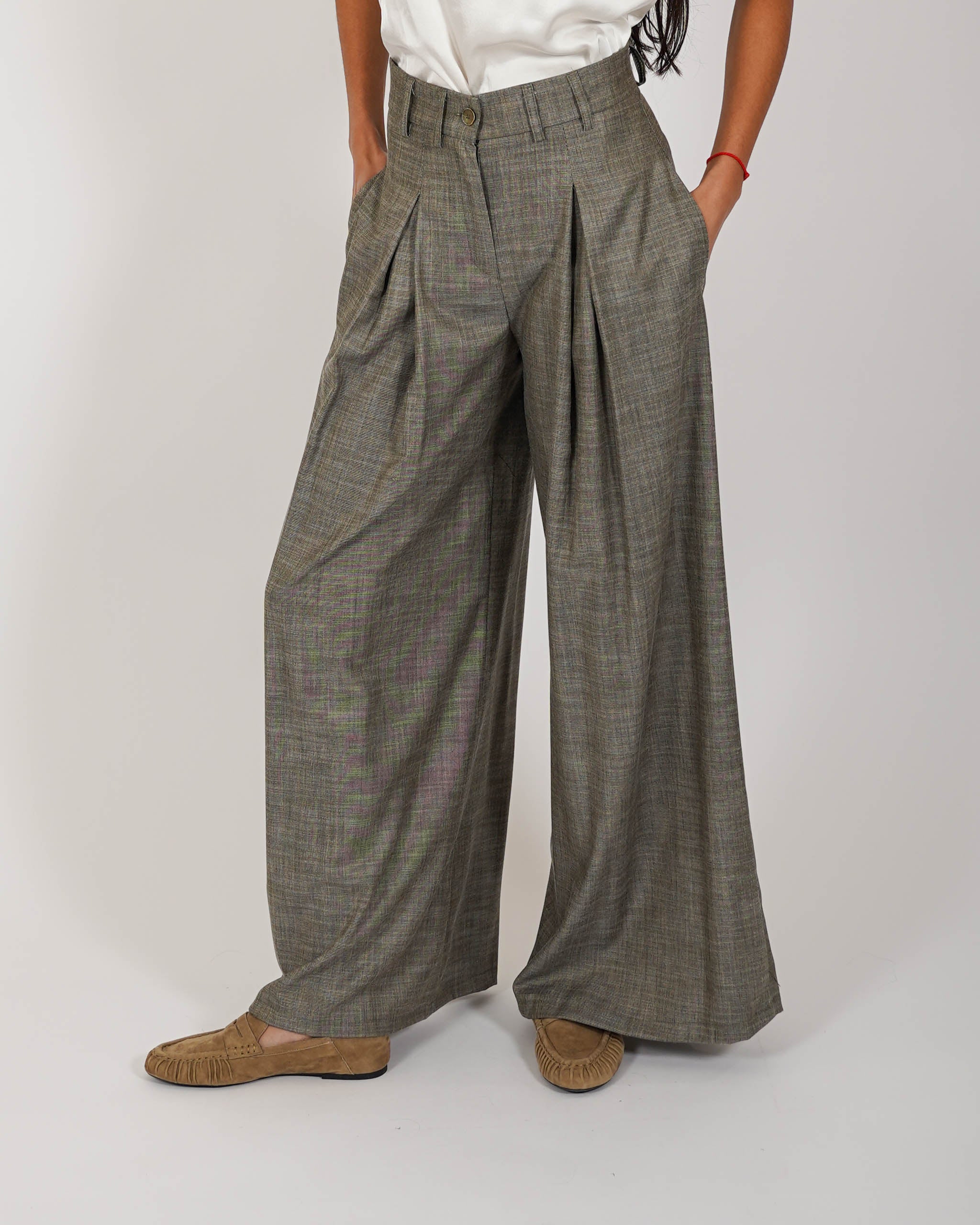 Pantaloni vita alta con pence e gamba larga in ecofibra - Formosa