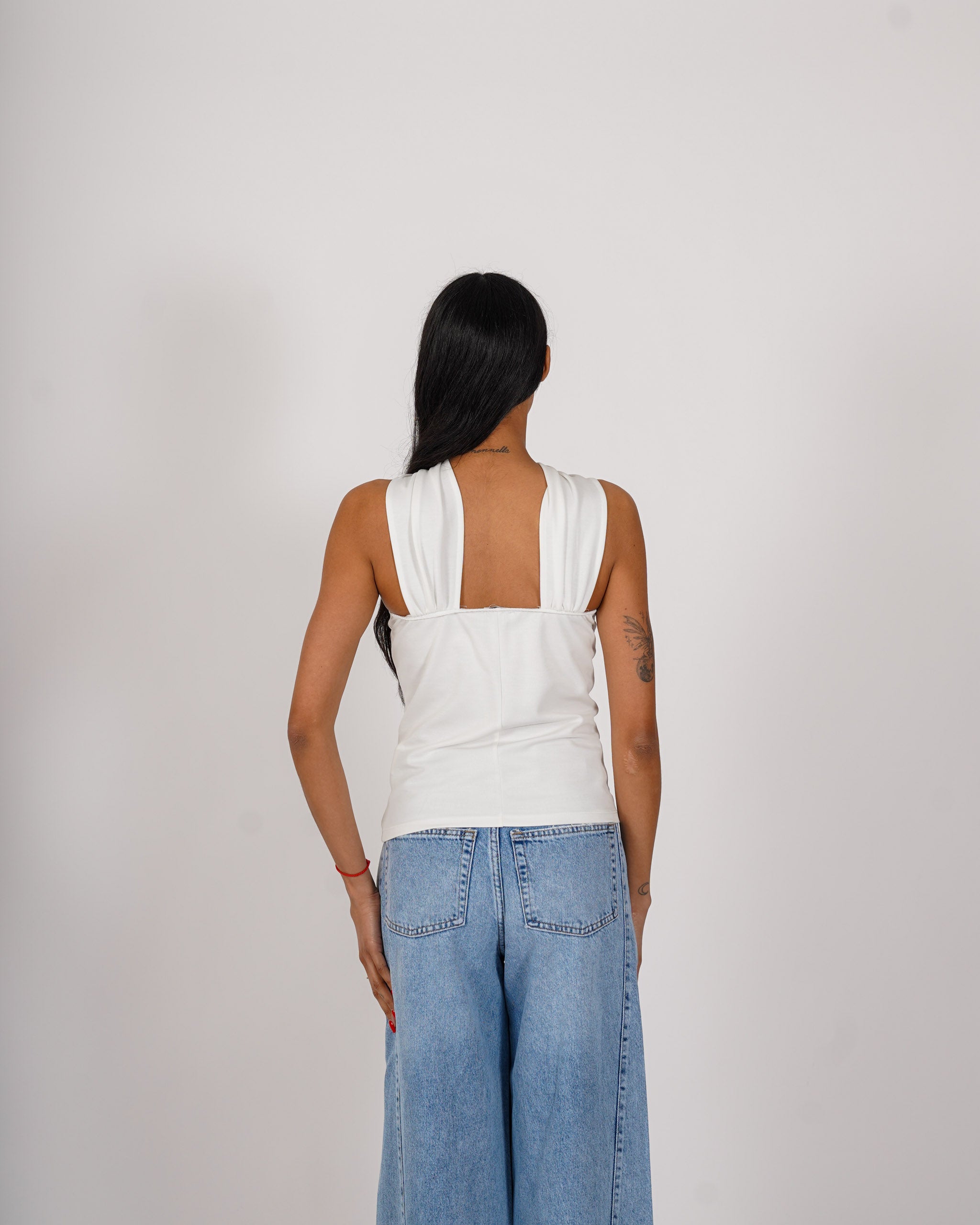 Maglia ad incrocio con nodo - Pretesa
