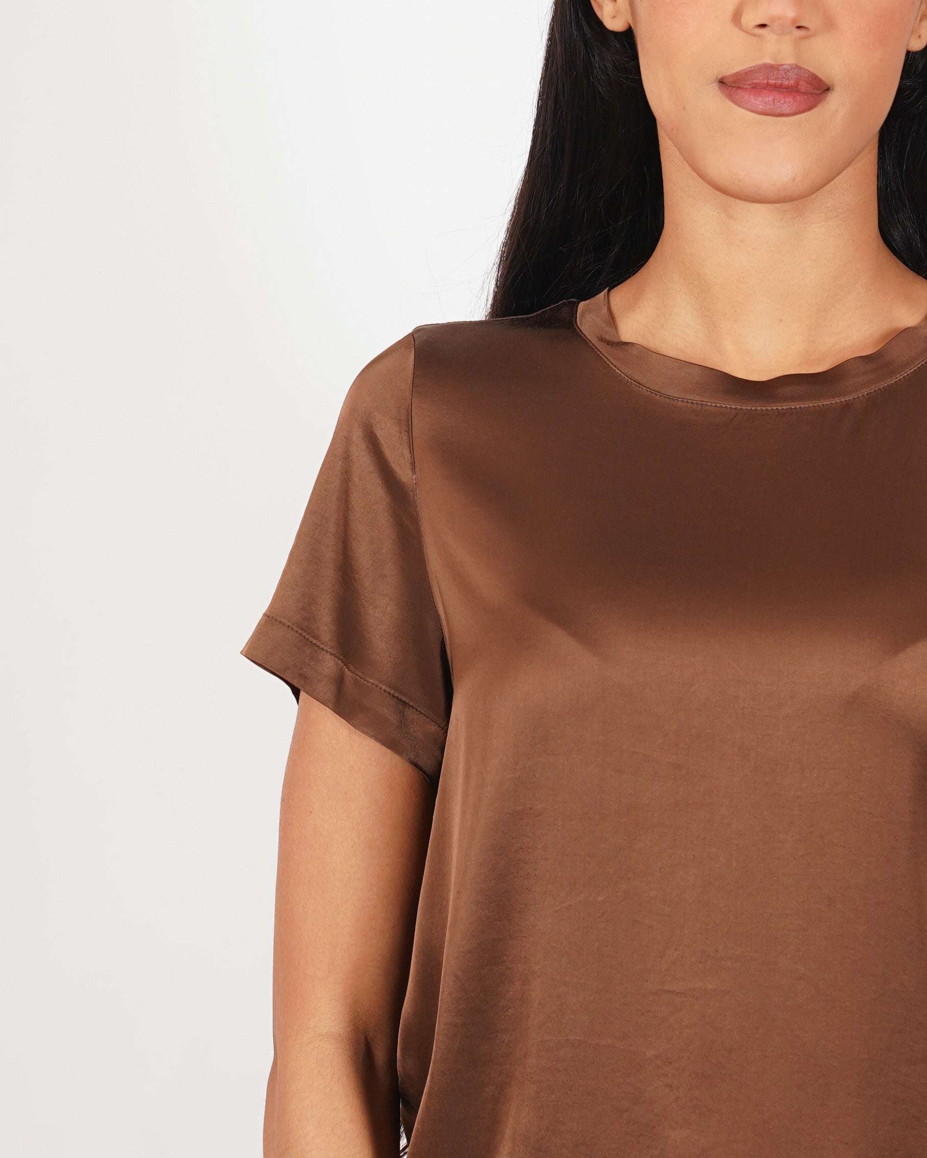Blusa girocollo mezza manica in raso - Rewill