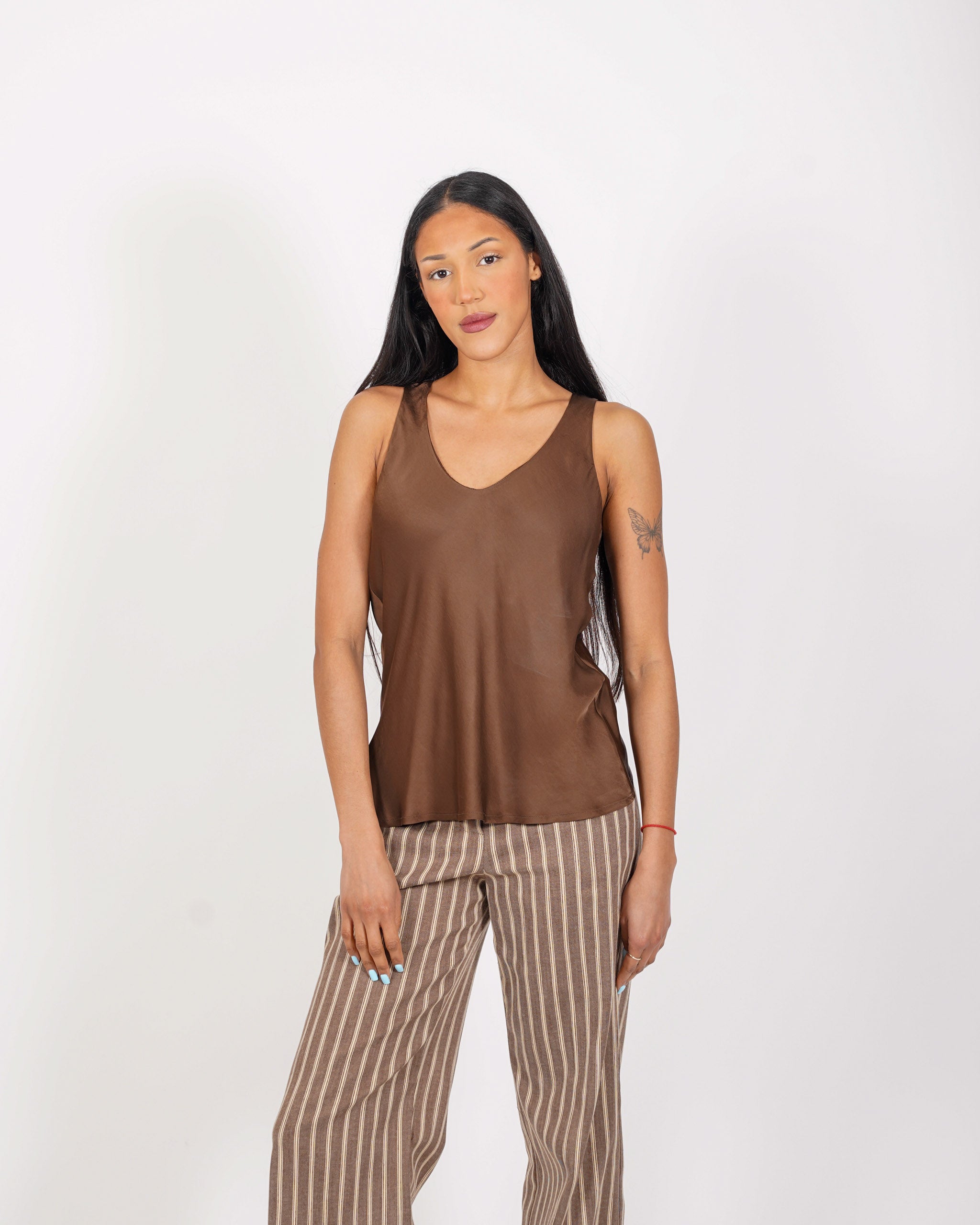 Canotta scollo a v in mano raso - Ofelia