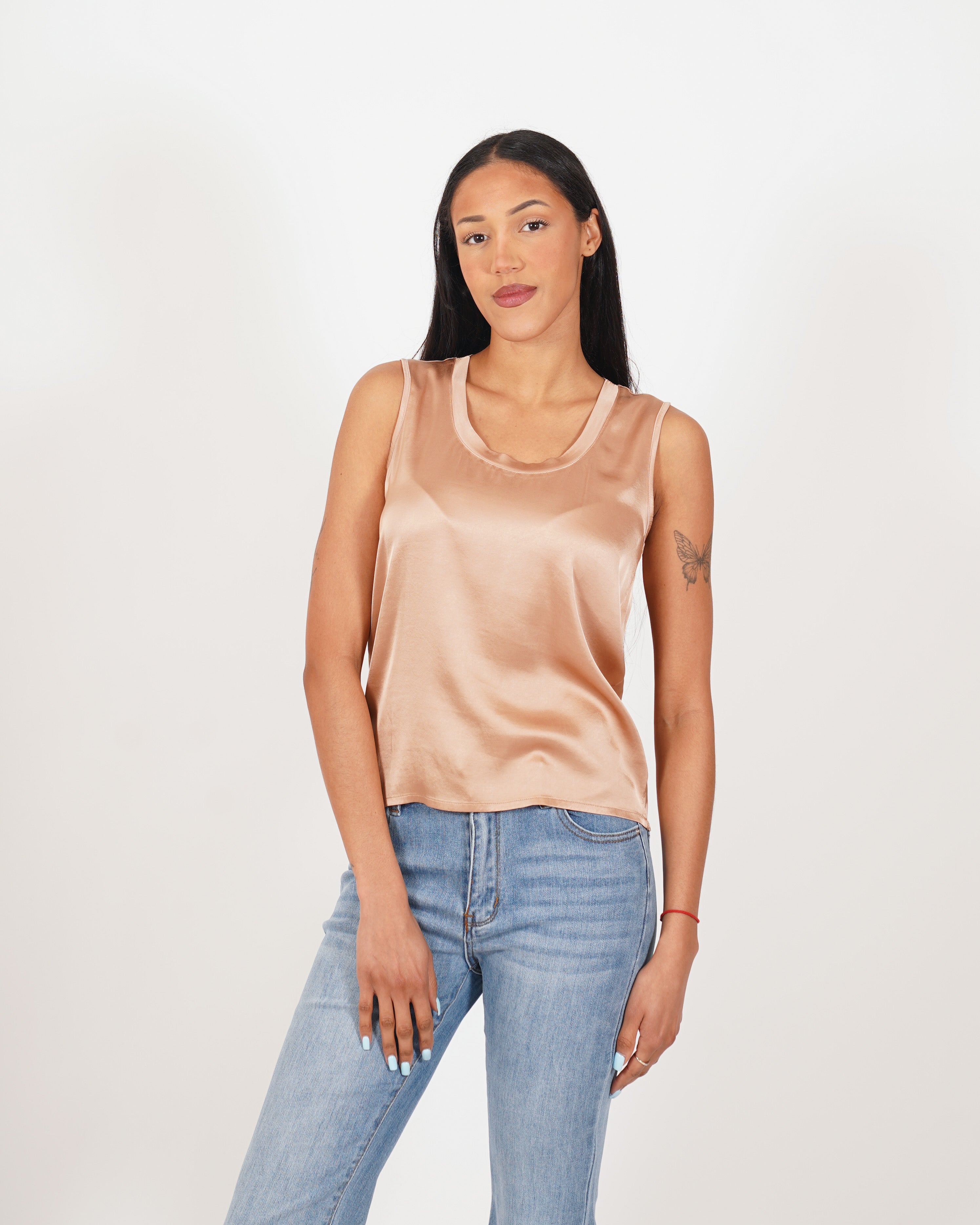 Blusa smanicata girocollo in raso - Giada