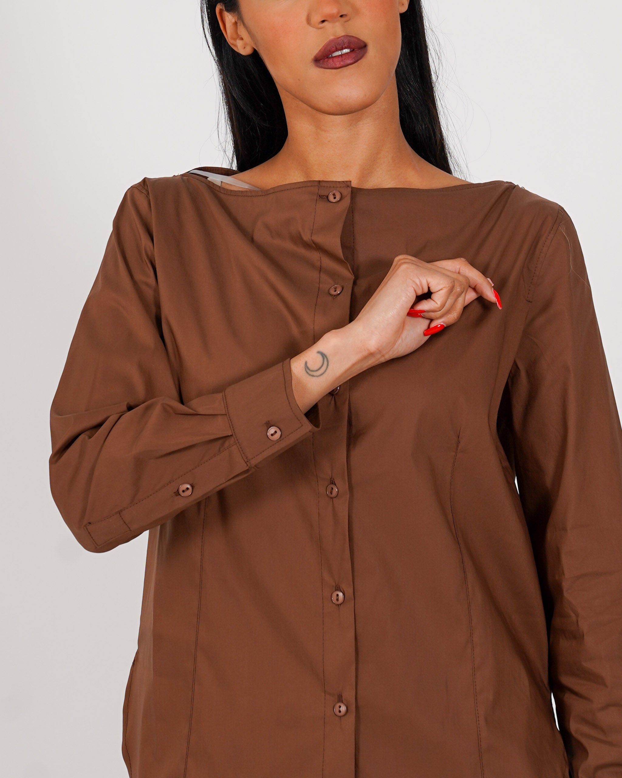 Camicia scollo a barca in misto cotone - Banner