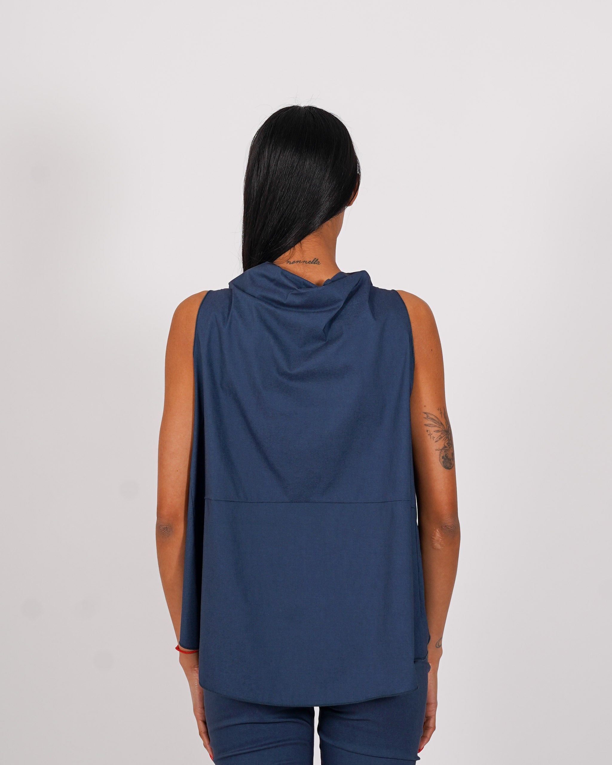 Blusa smanicata in bengalina stretch - Tricella
