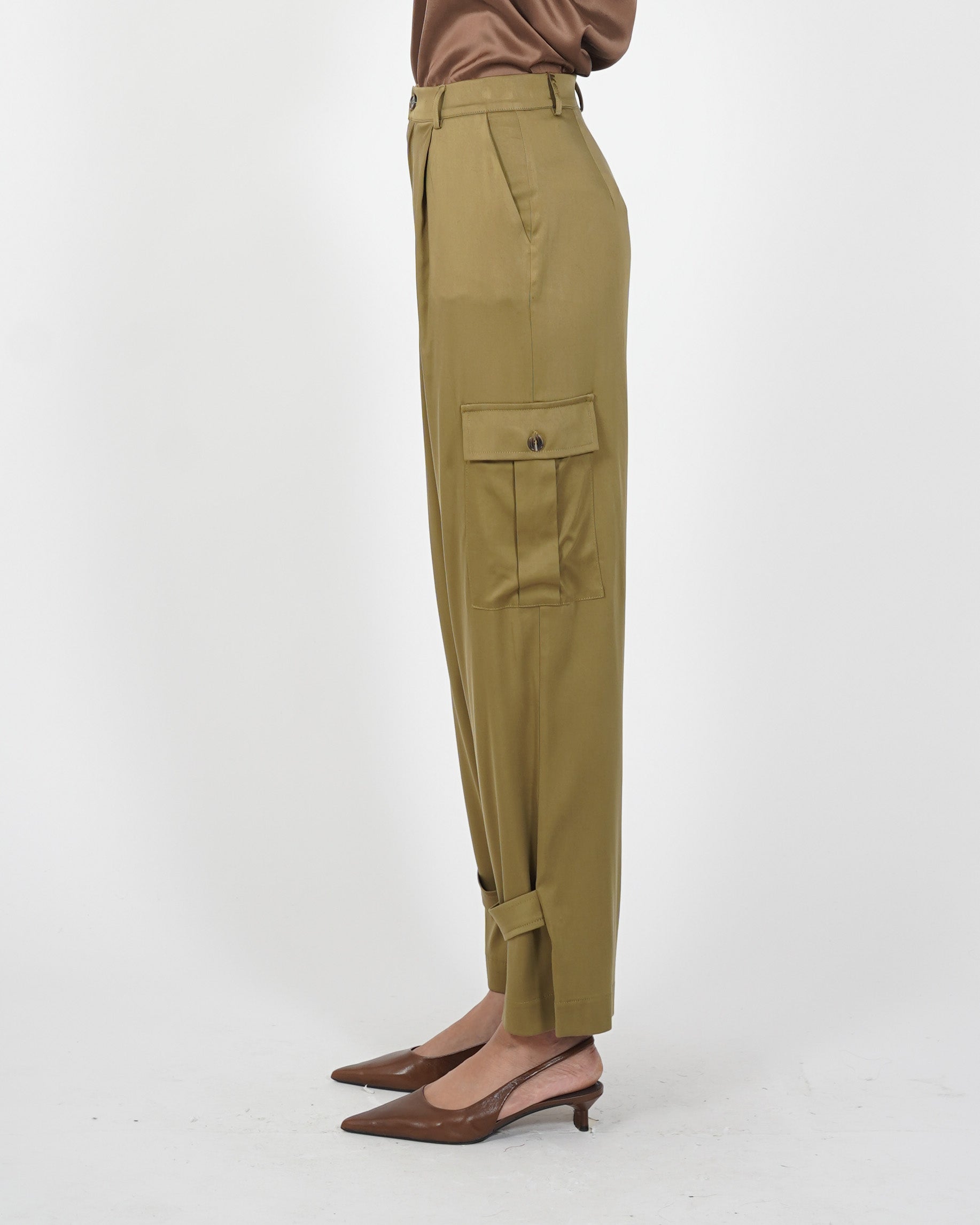 Pantaloni cargo in mano raso - Tirata