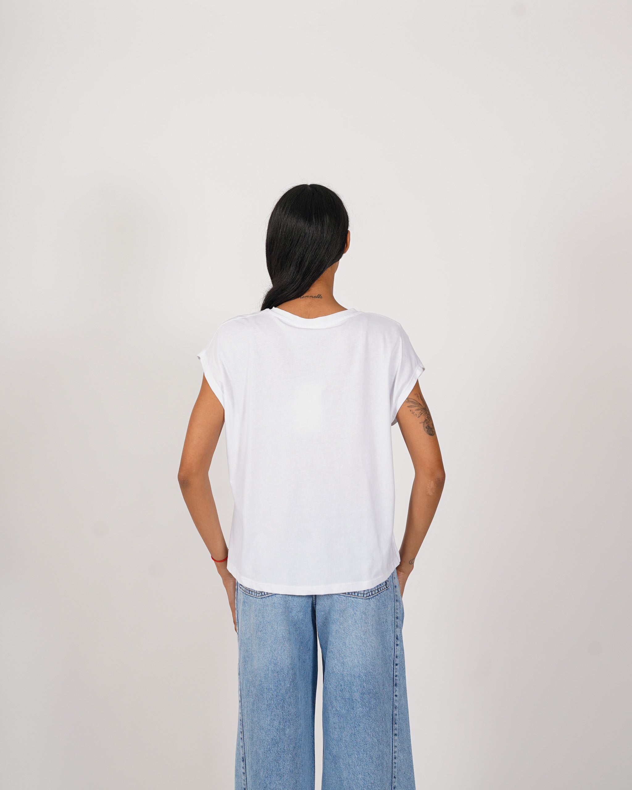 Shirt scollo a v con vestibilità regular in cotone - Illusa