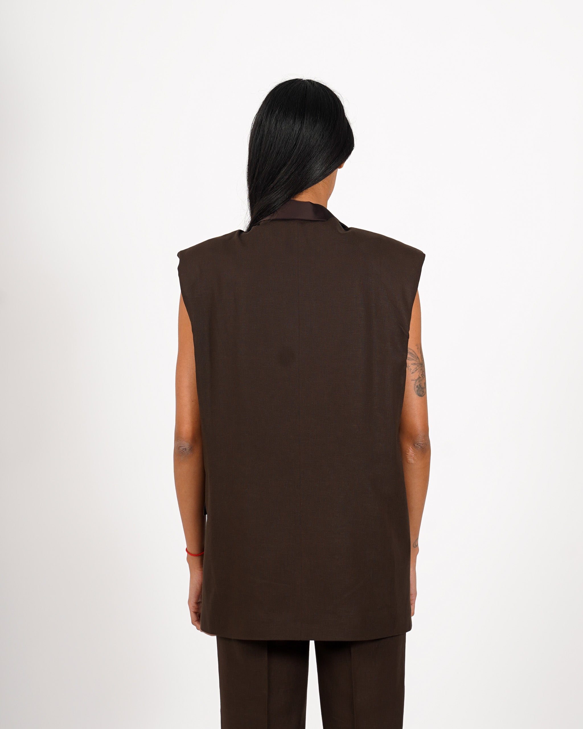 Gilet lungo in lino con revere in raso - Caparbia