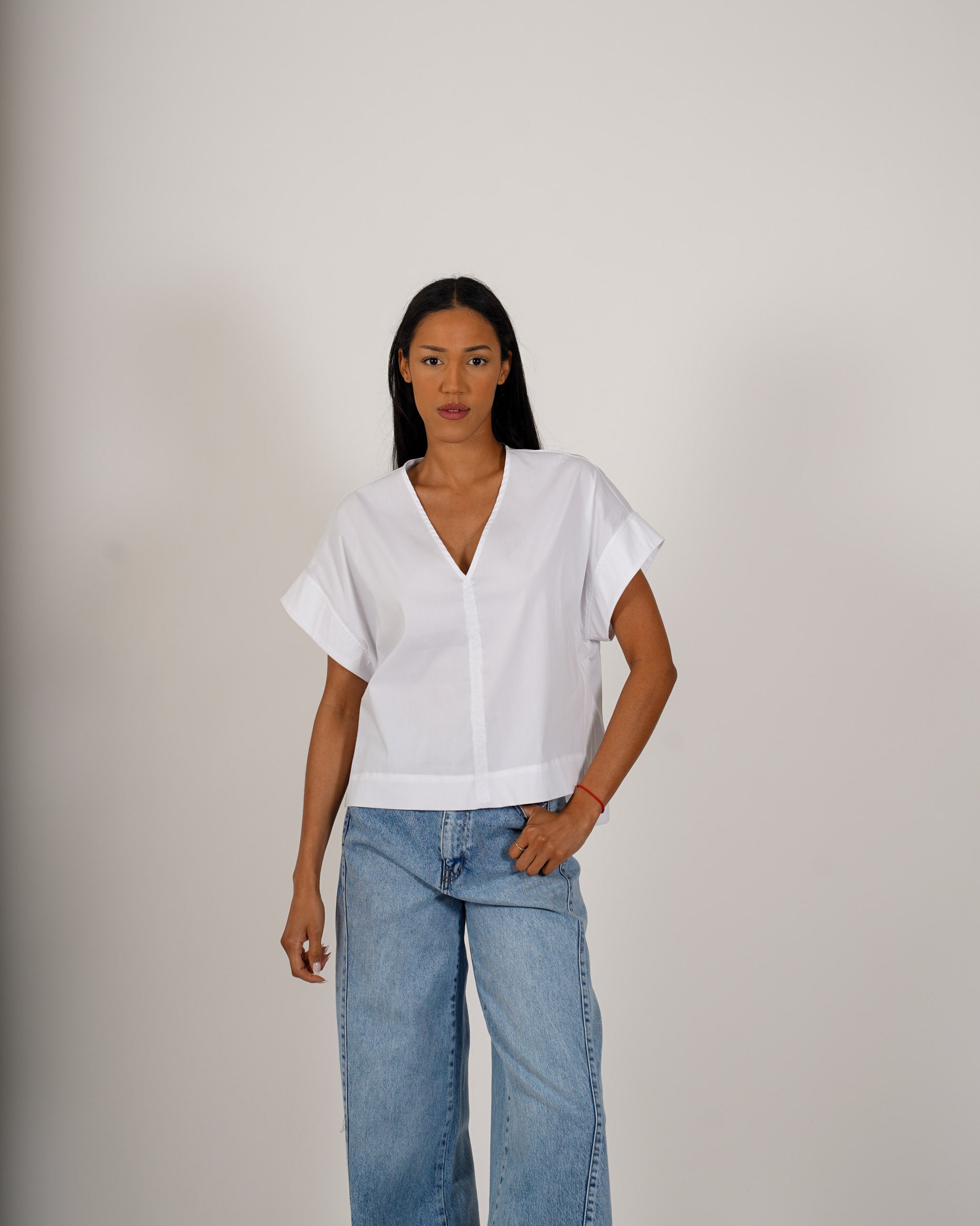 Blusa scollo a v in cotone - Arlena