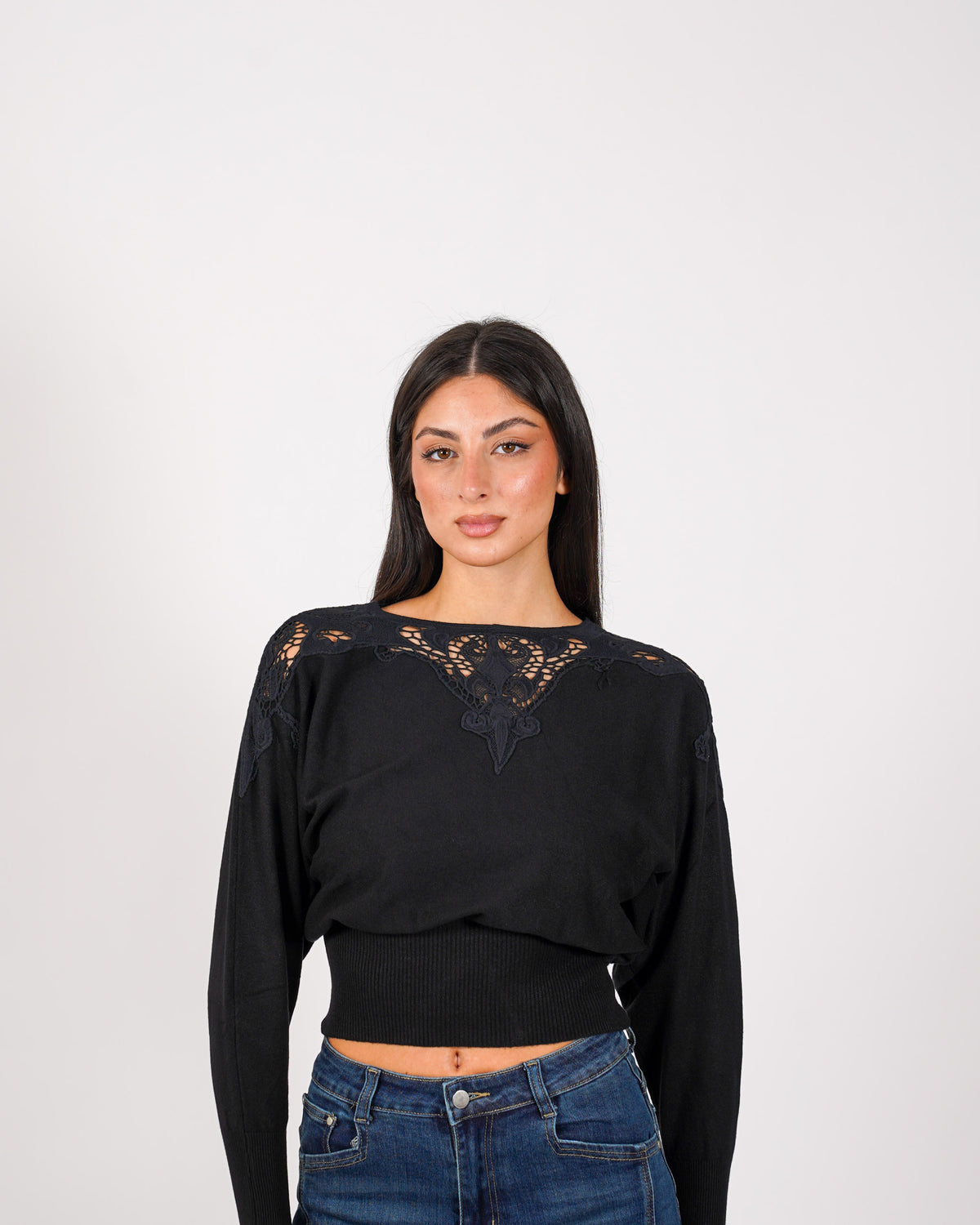 Maglia girocollo con ricamo - Umbra