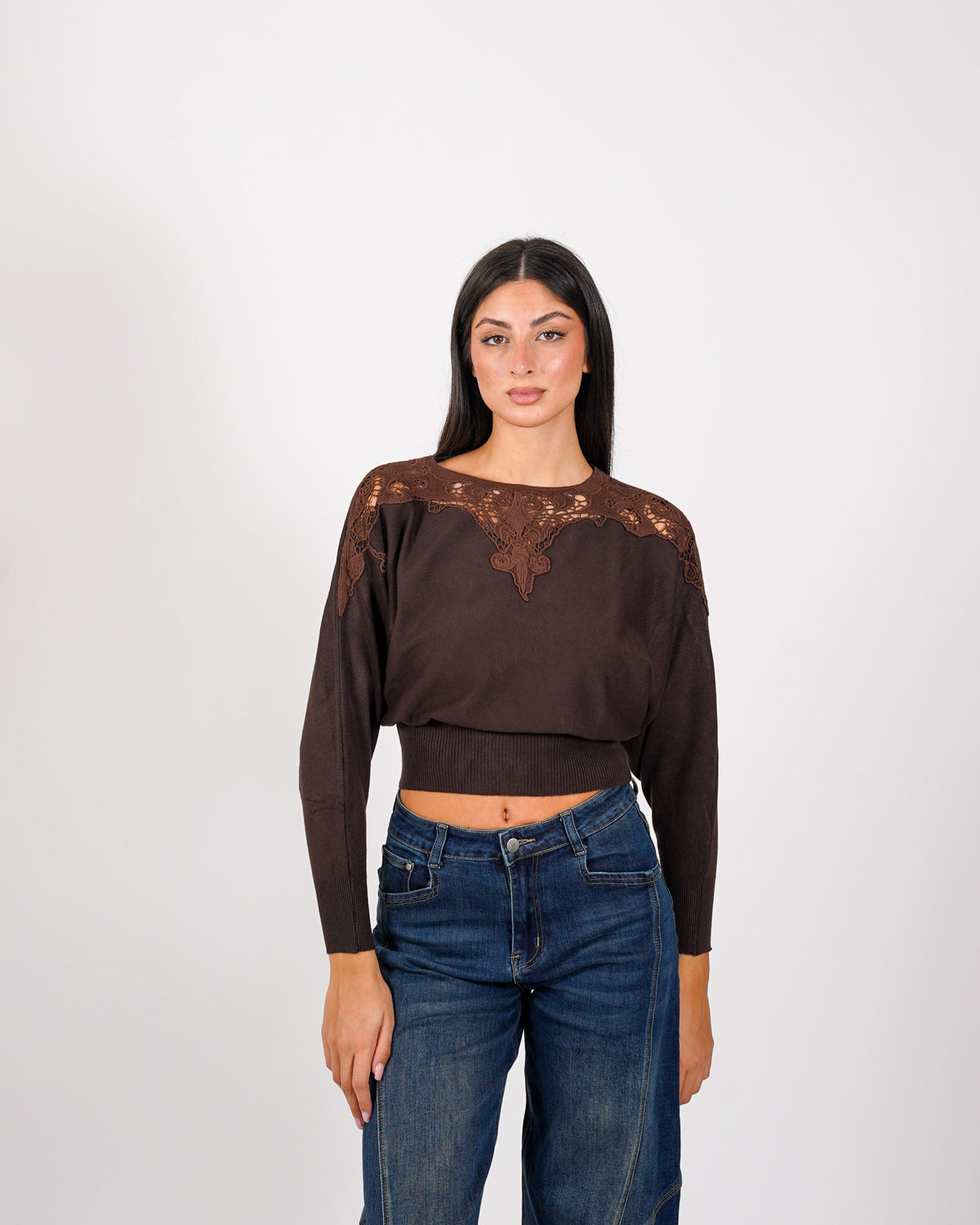 Maglia girocollo con ricamo - Umbra