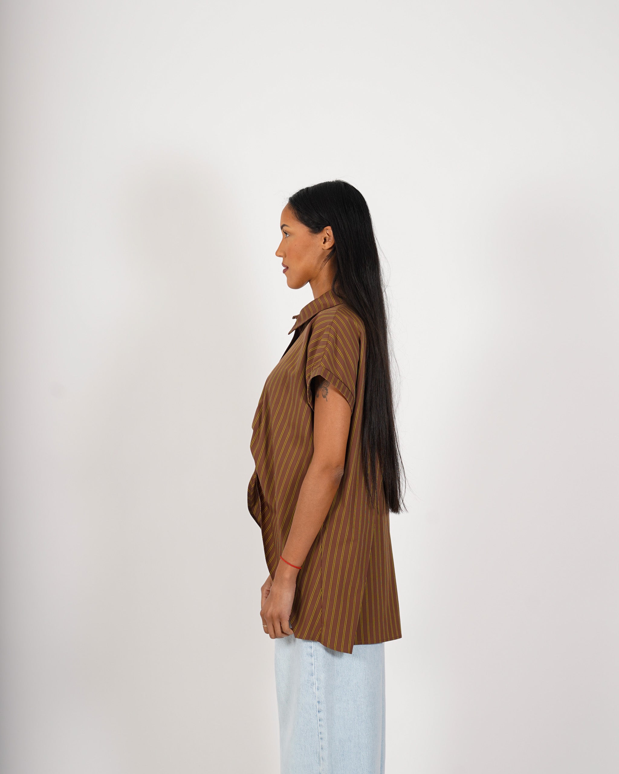 Camicia rigata mezza manica e nodo frontale - Stordita