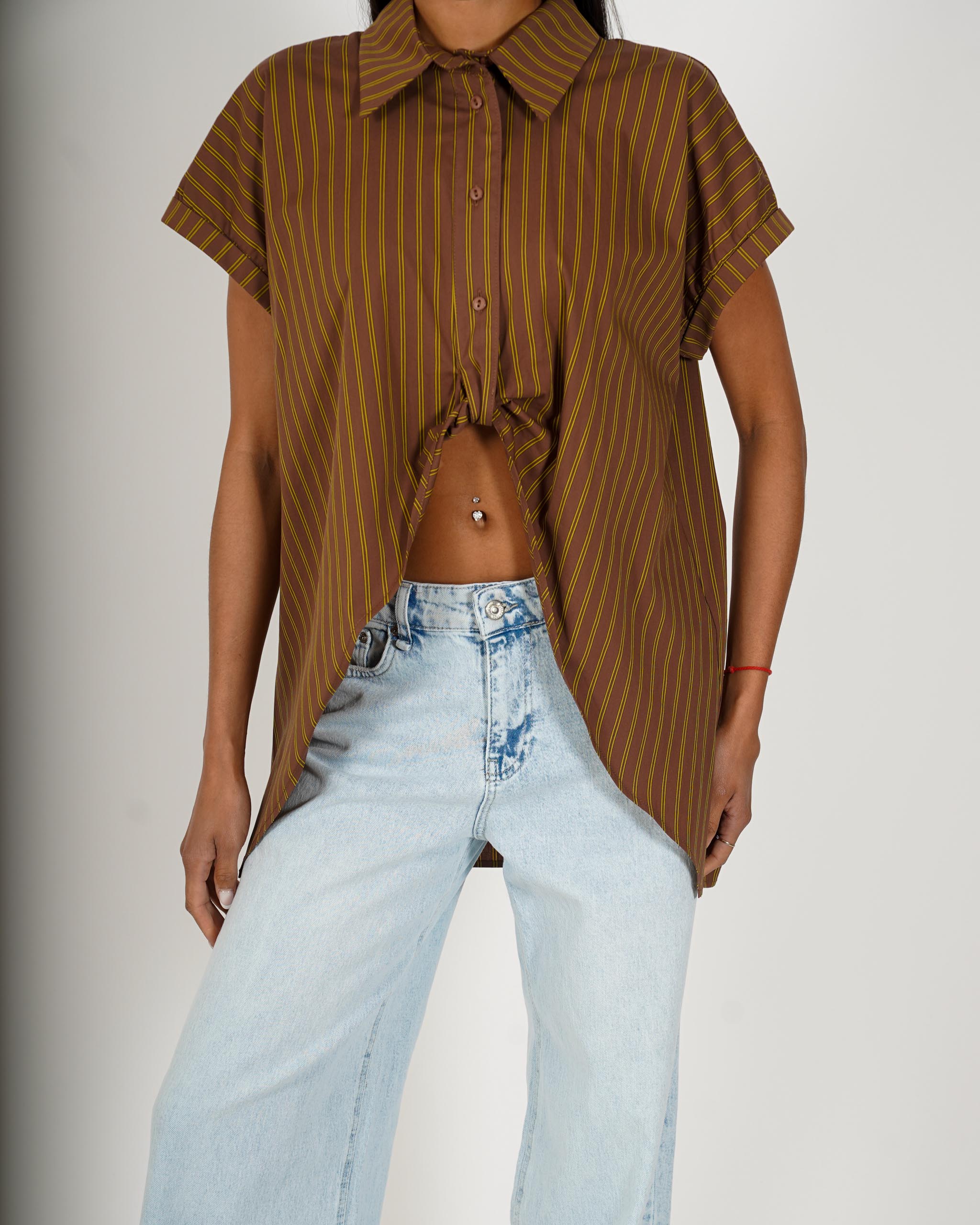 Camicia rigata mezza manica e nodo frontale - Stordita