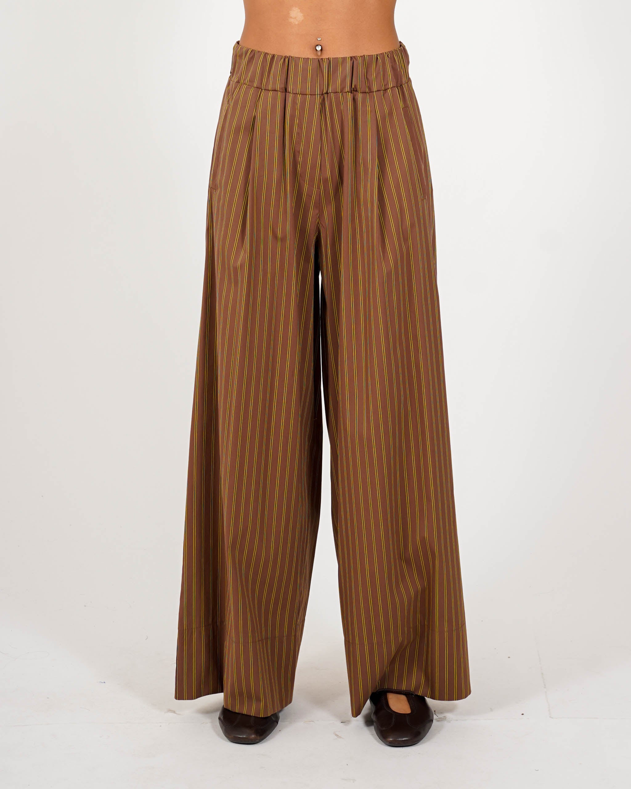 Pantaloni con baschina a gamba larga - Usata