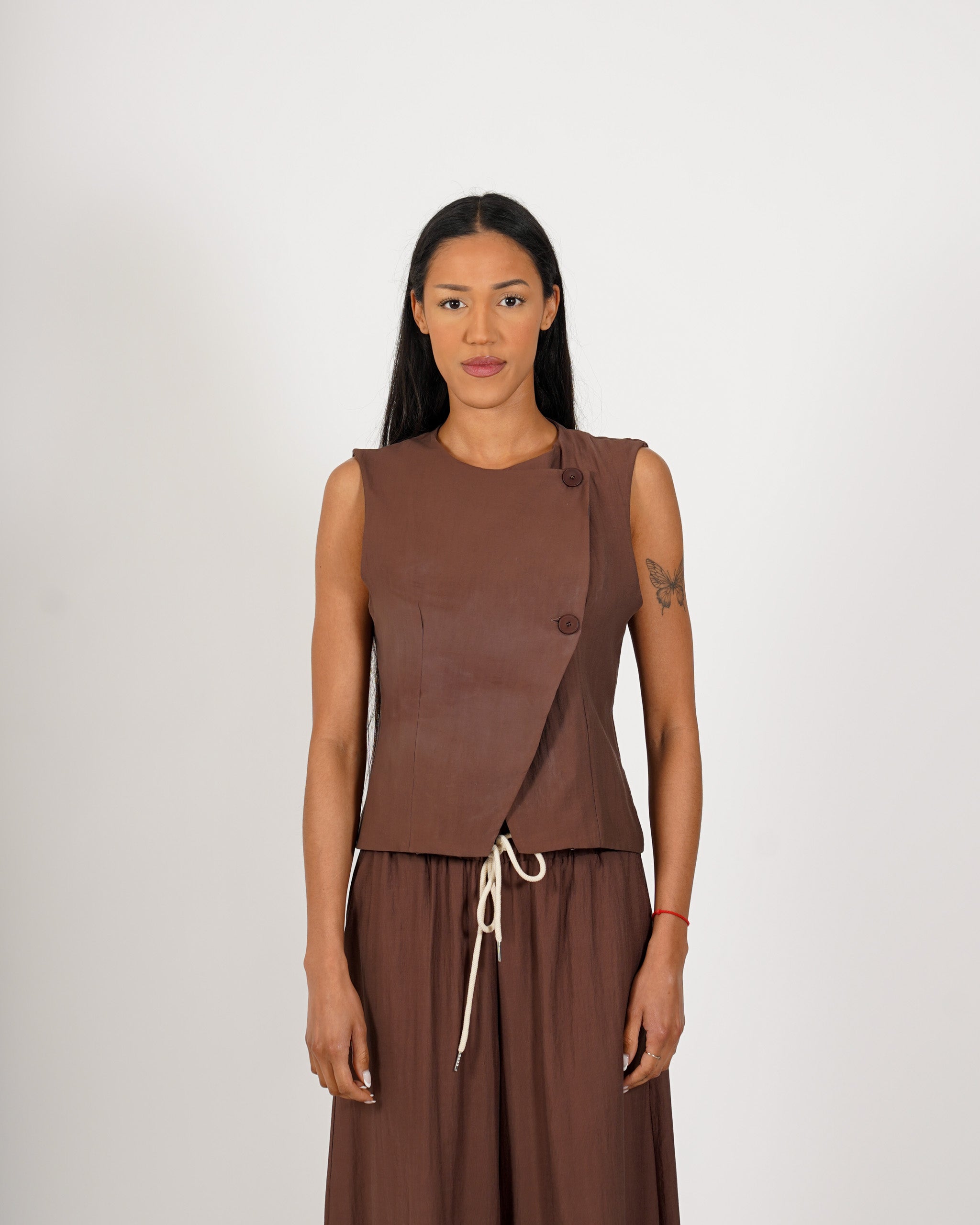Gilet monopetto con chiusura laterale - Precisa