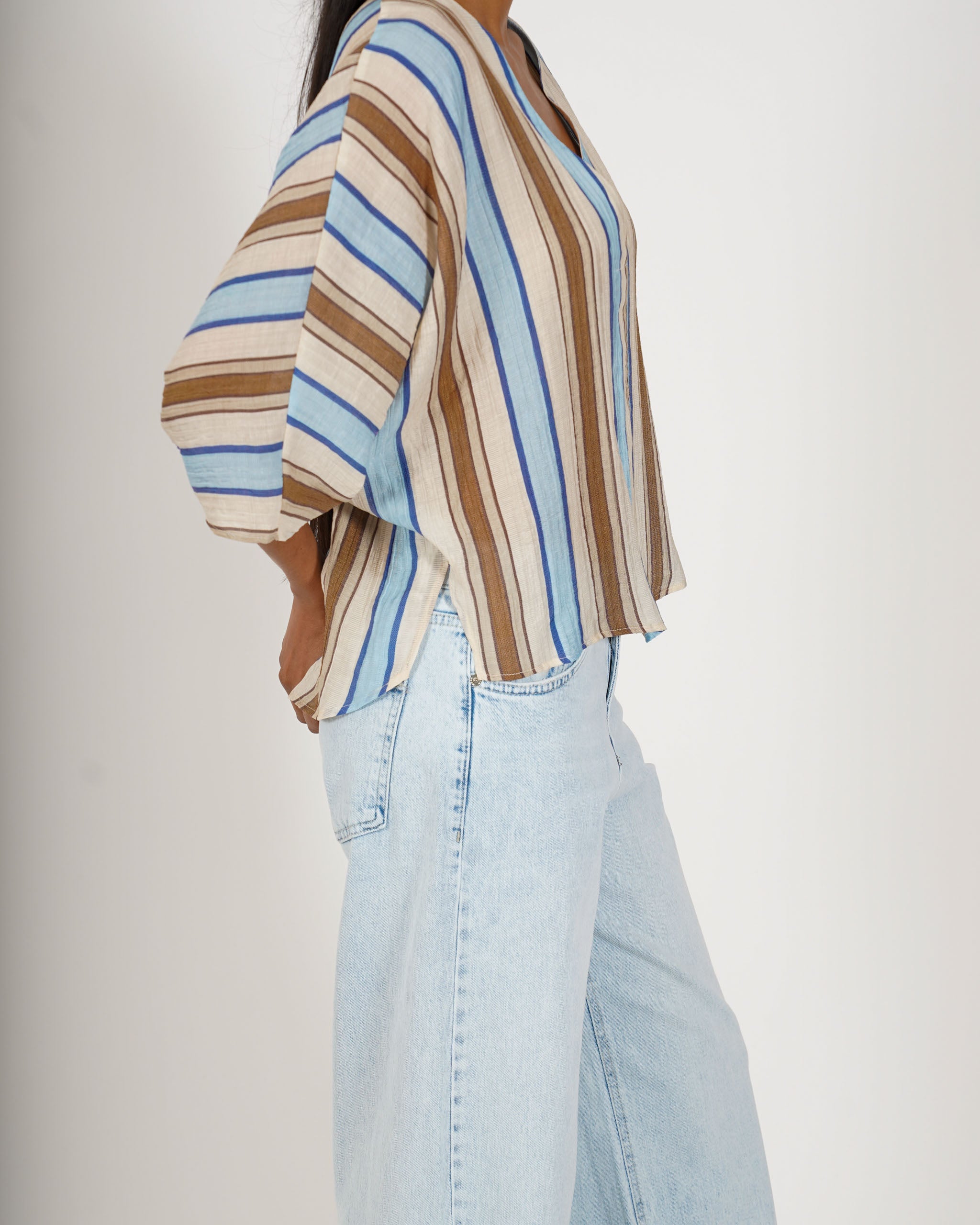 Blusa smanicata scollo a v in cotone - Gelata