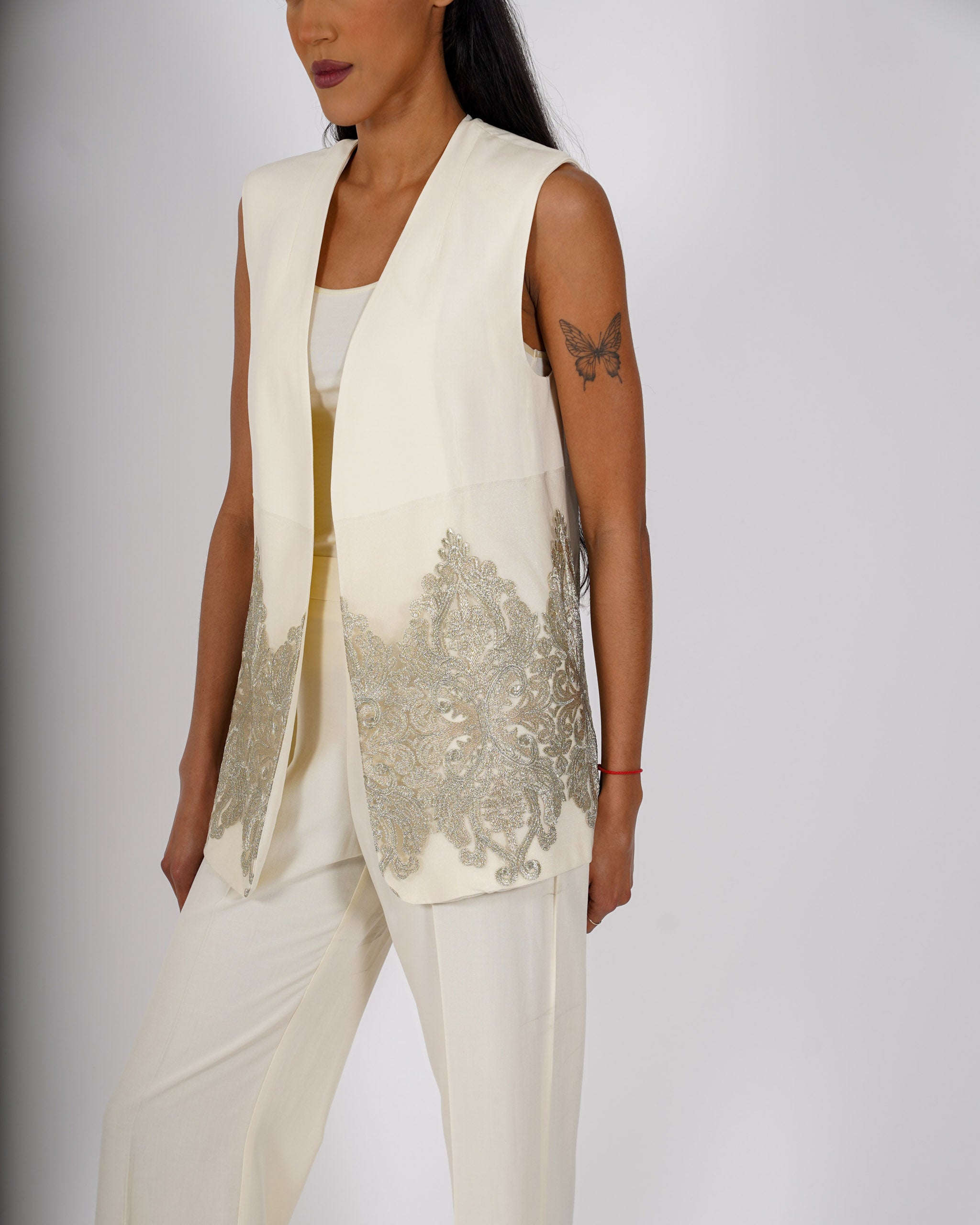 Gilet lungo con ricamo oro - Ghiotta