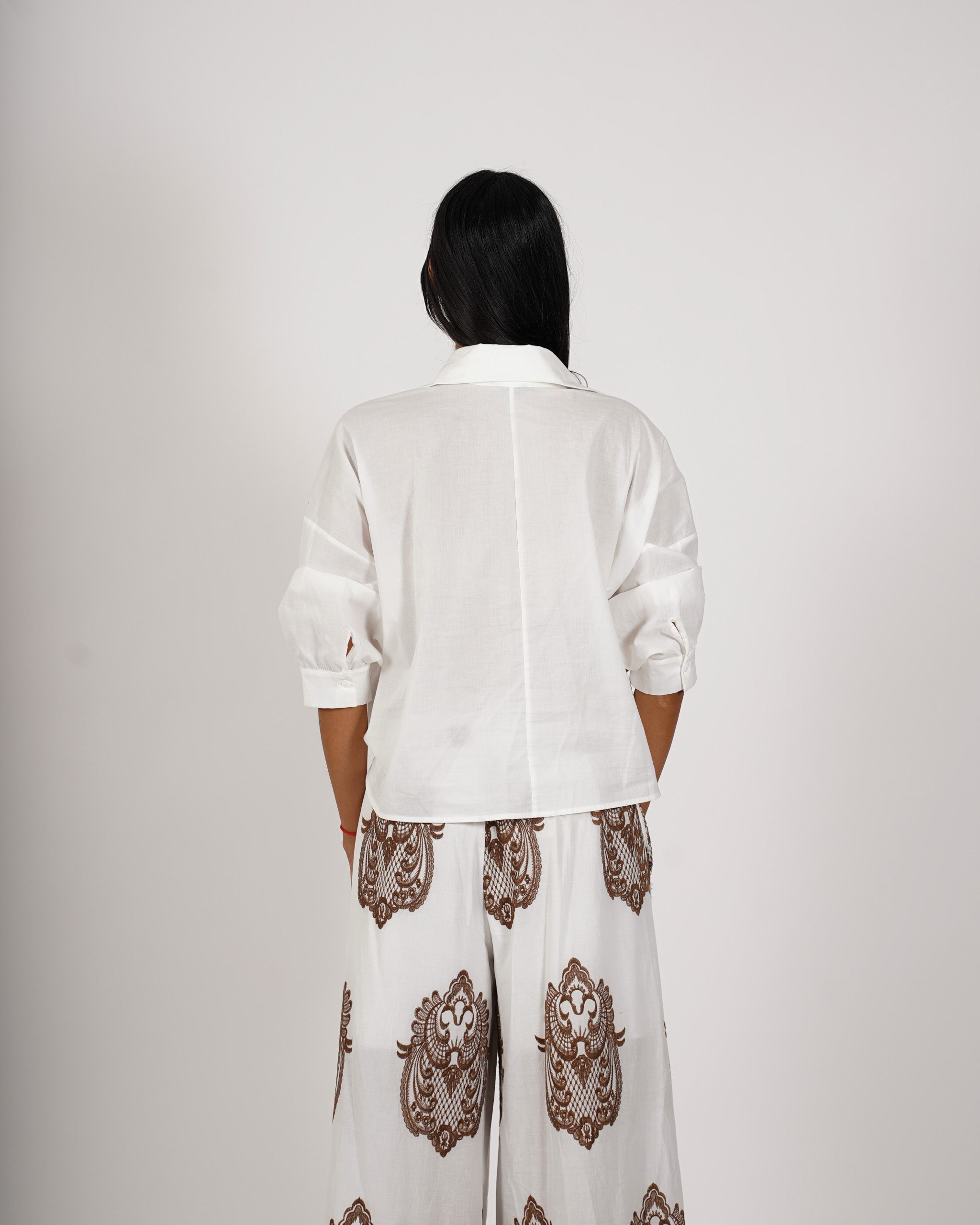 Camicia con nodo e ricamo in cotone - Basita