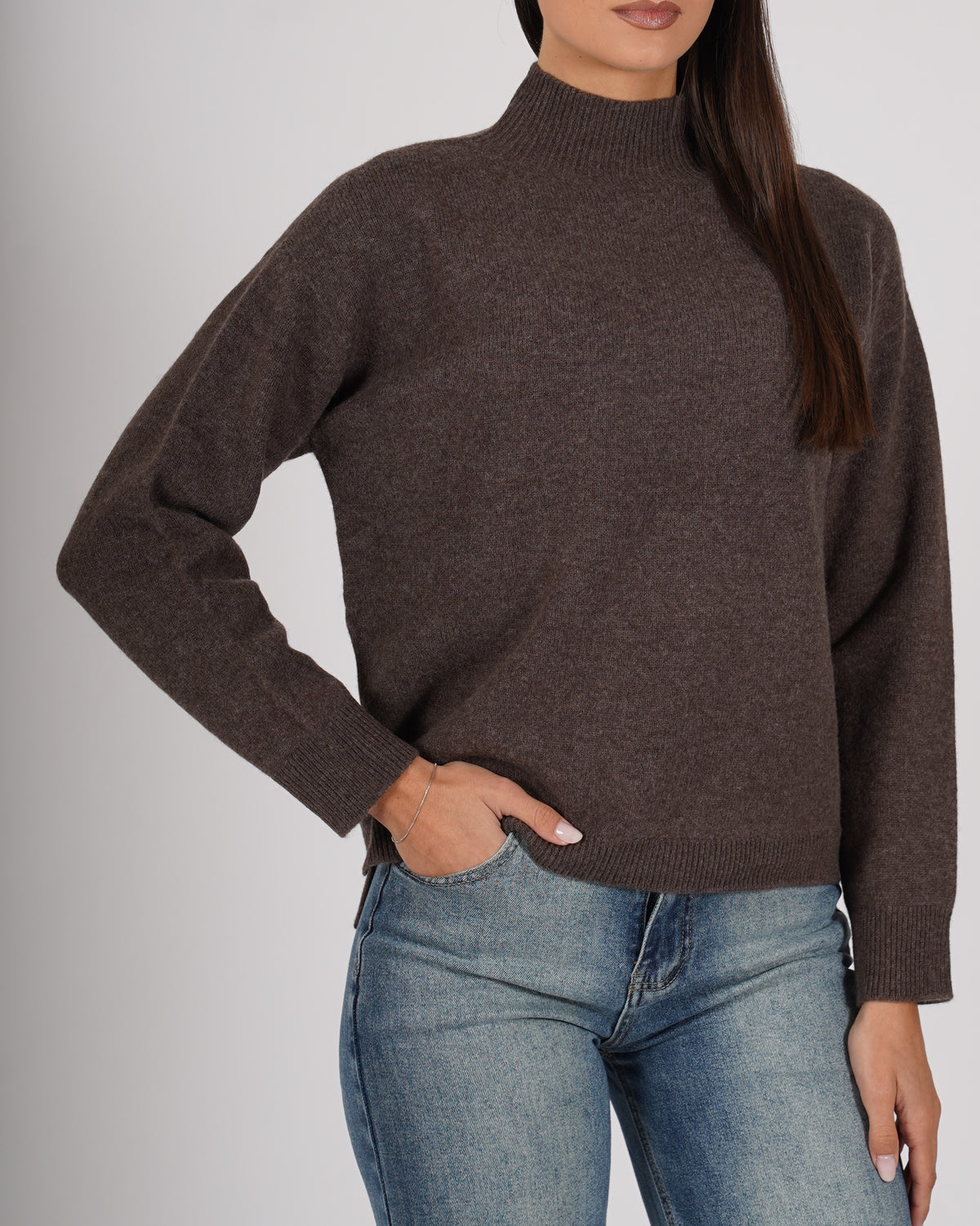 Maglia collo alto in mano lana - Migliana