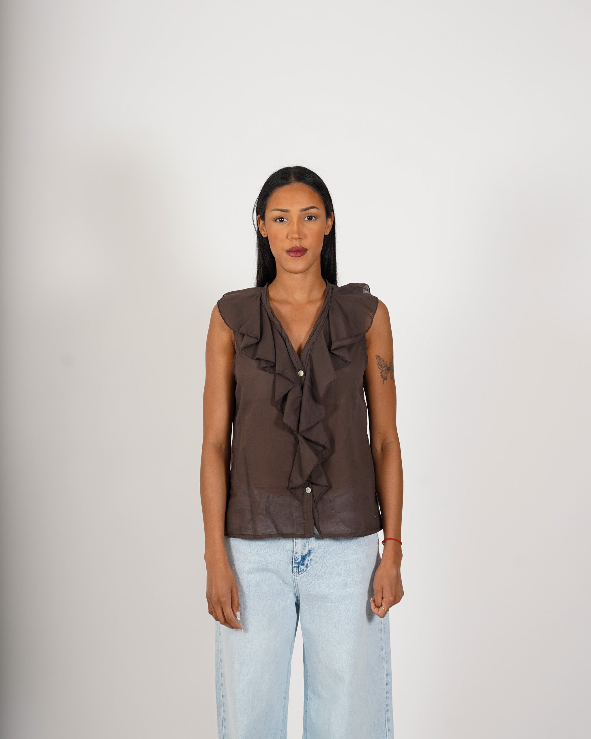 Blusa smanicata con rouche frontale - Priscilla