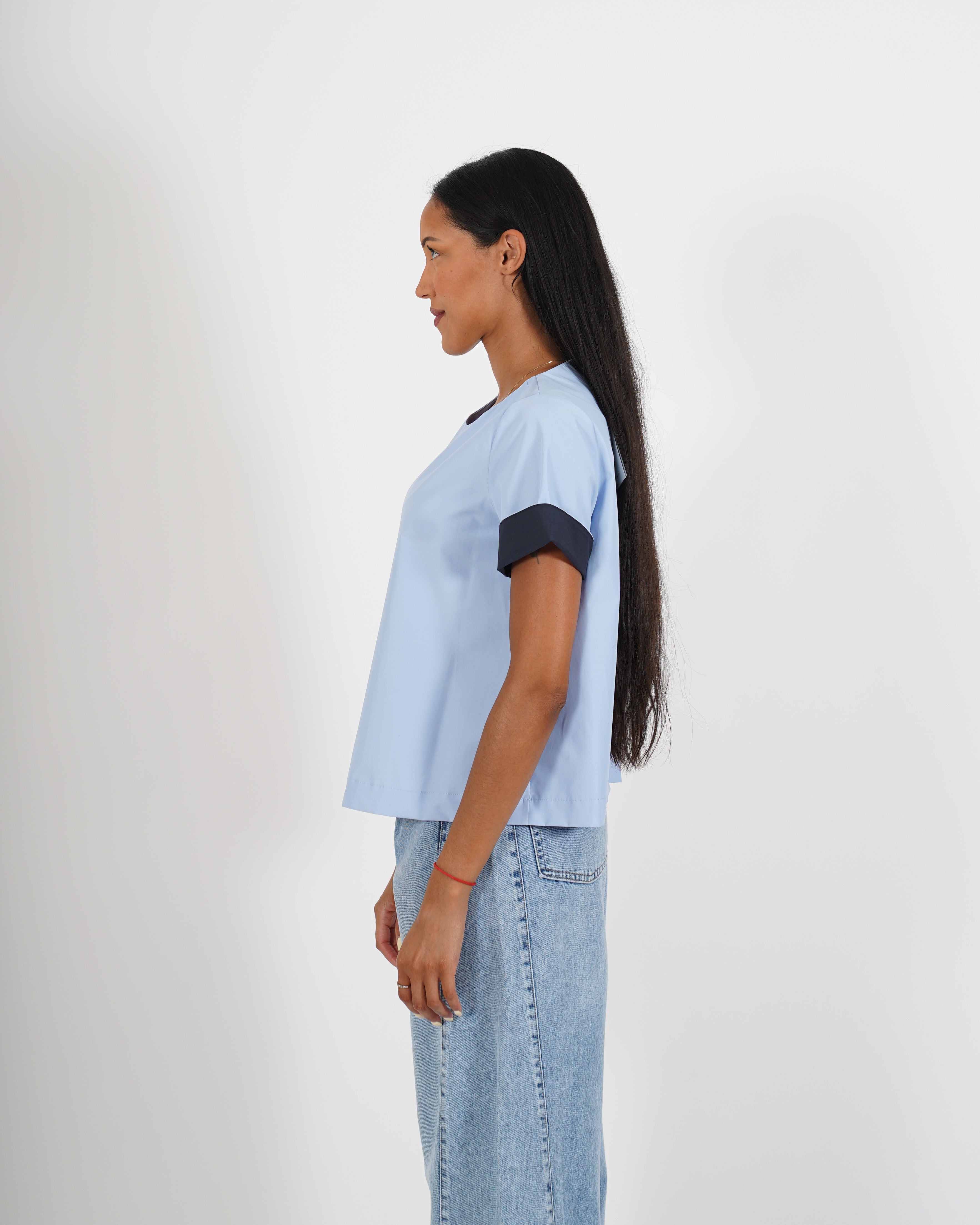 Shirt in cotone con risvolto in contrasto - Scattante