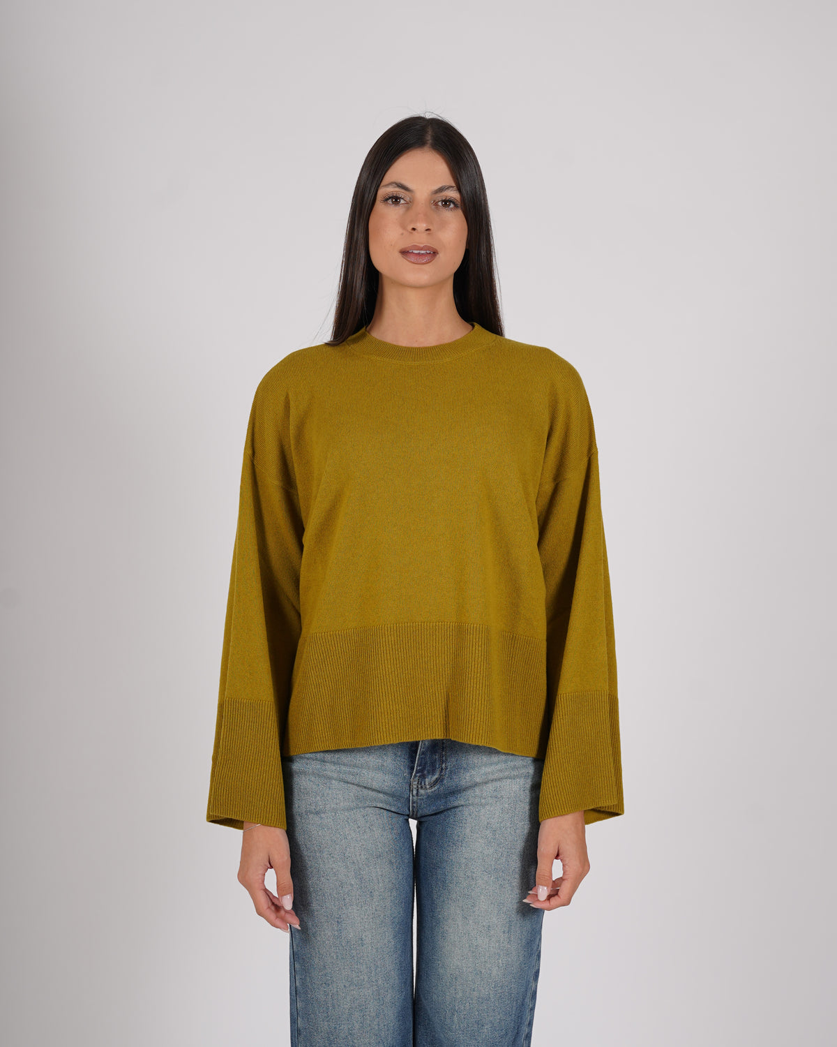 Maglia girocollo in mano lana- Halima