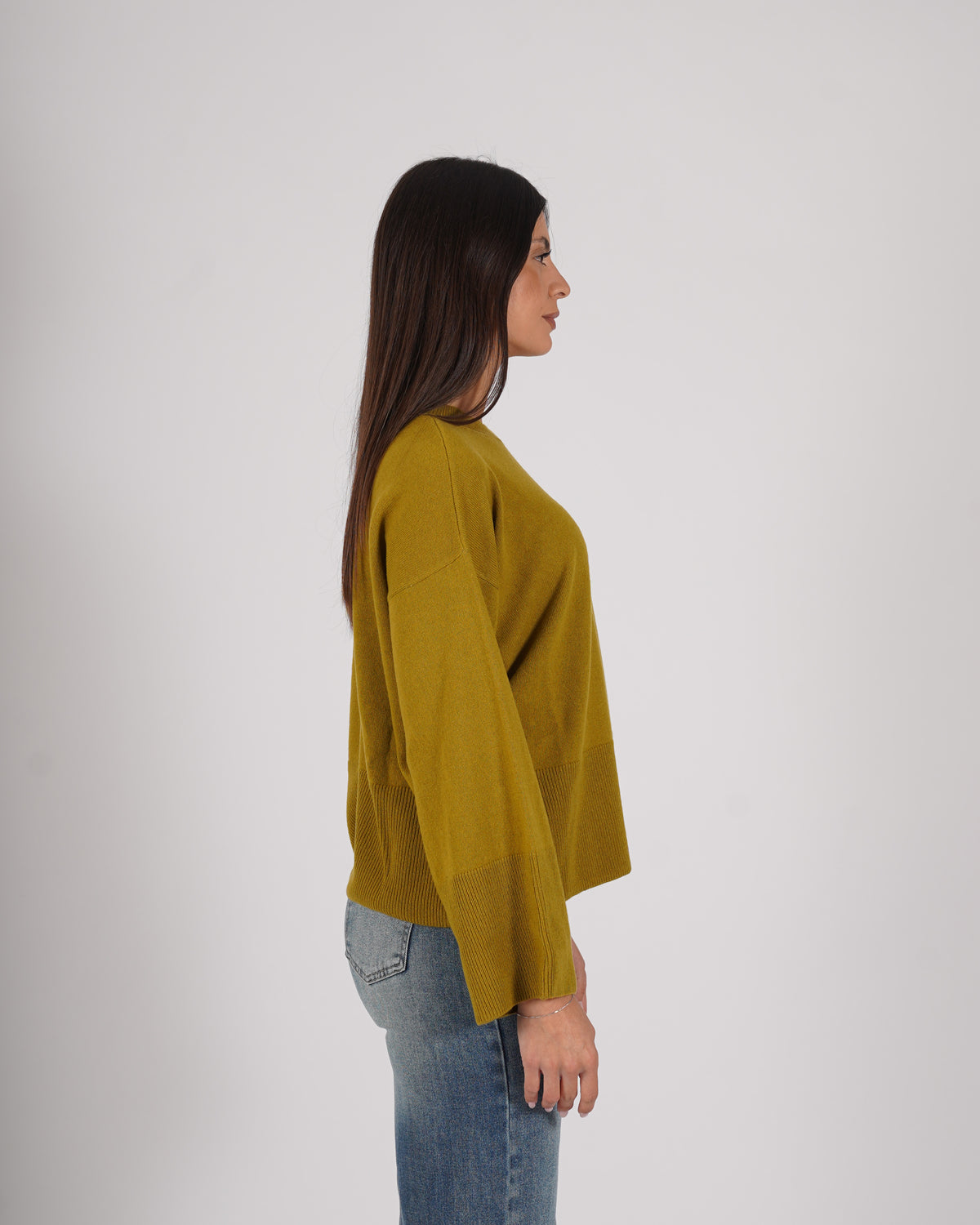 Maglia girocollo in mano lana- Halima