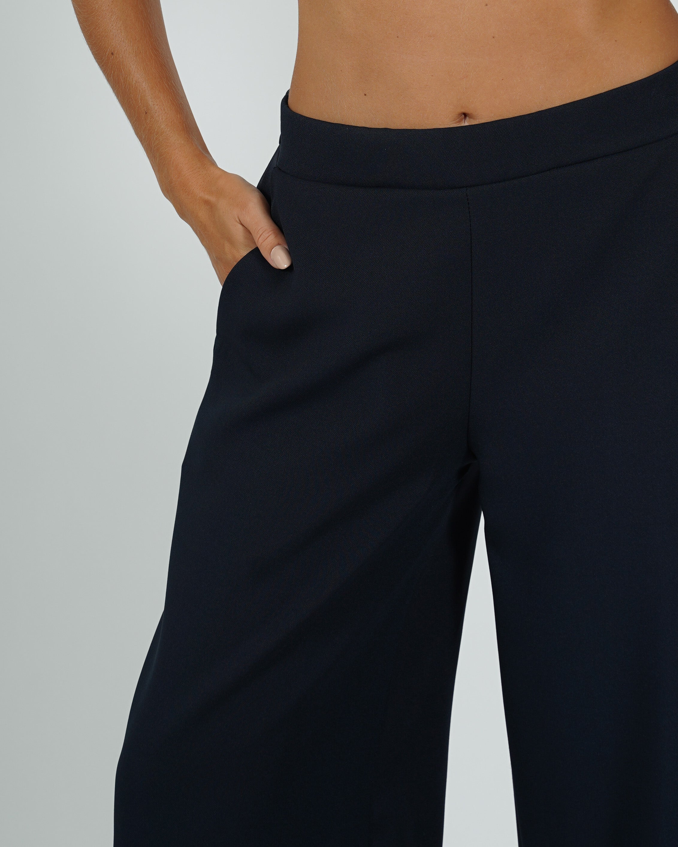 Pantaloni con baschina e gamba larga - Concetta